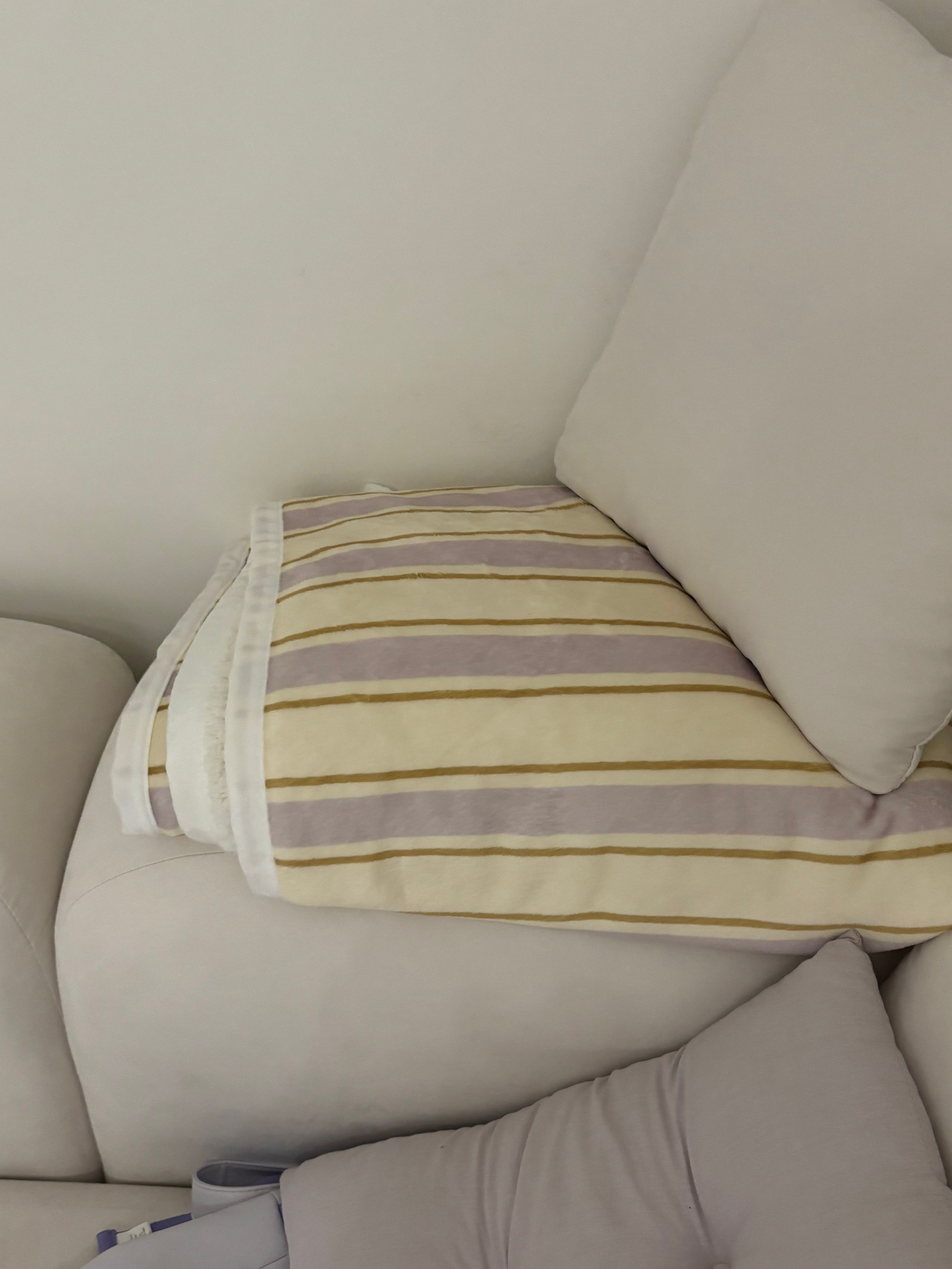 Blooming Flannel Microfiber All-Season Sherpa Blanket user photo