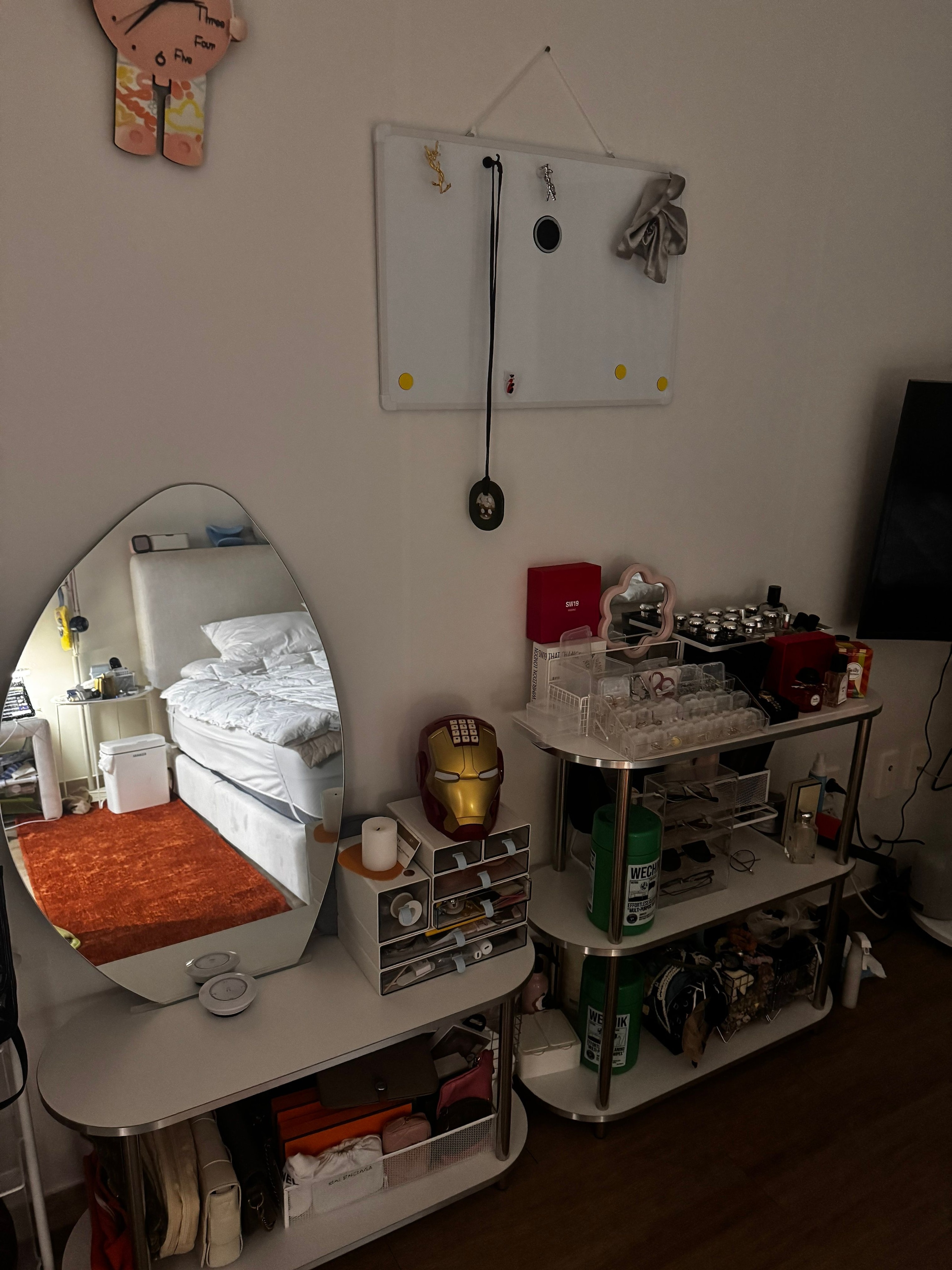 Bling Modern Modular Display Shelf user photo