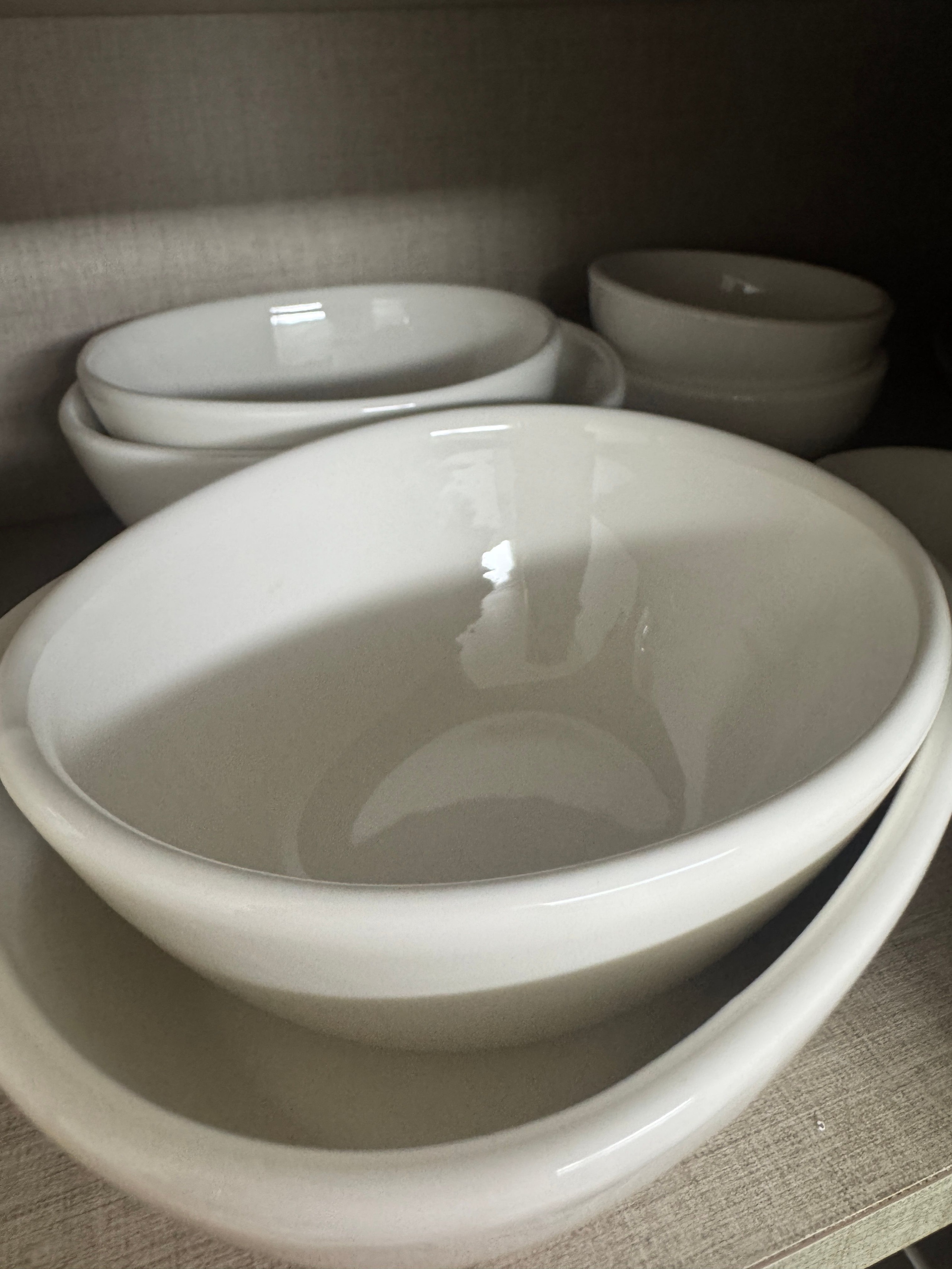 Cream White Pebble Dinnerware Set for 2 user photo