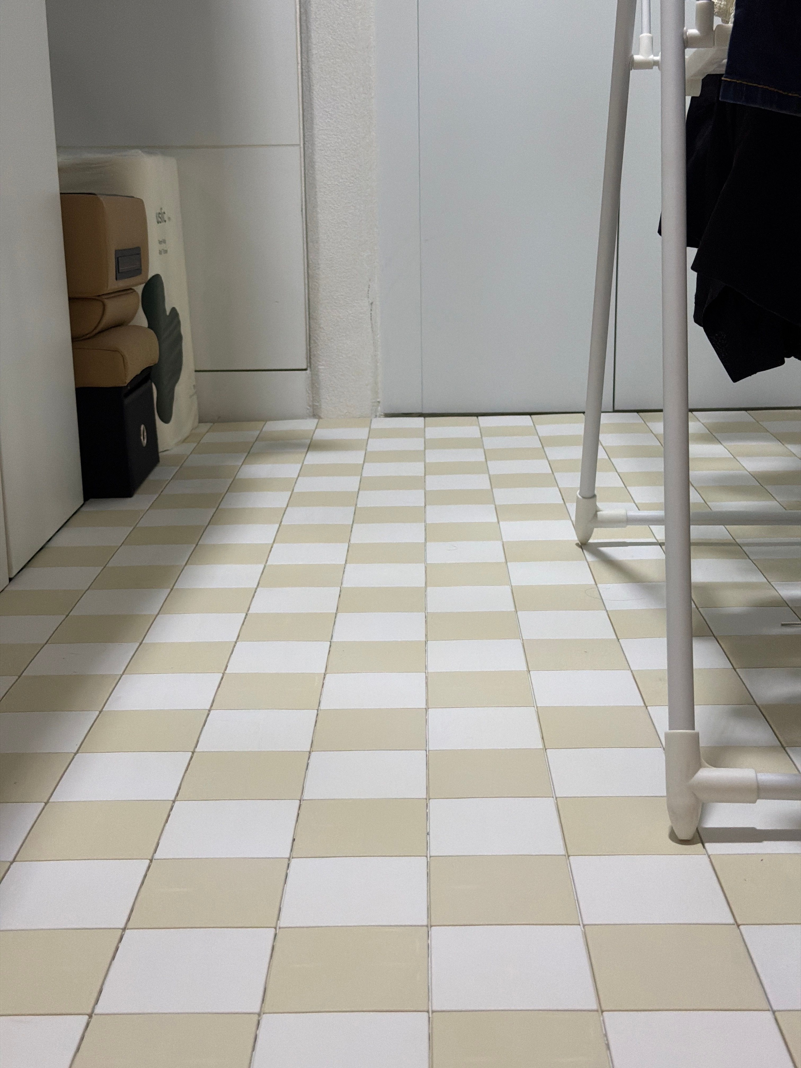 Seamless Checkerboard Deck Tile Set user photo