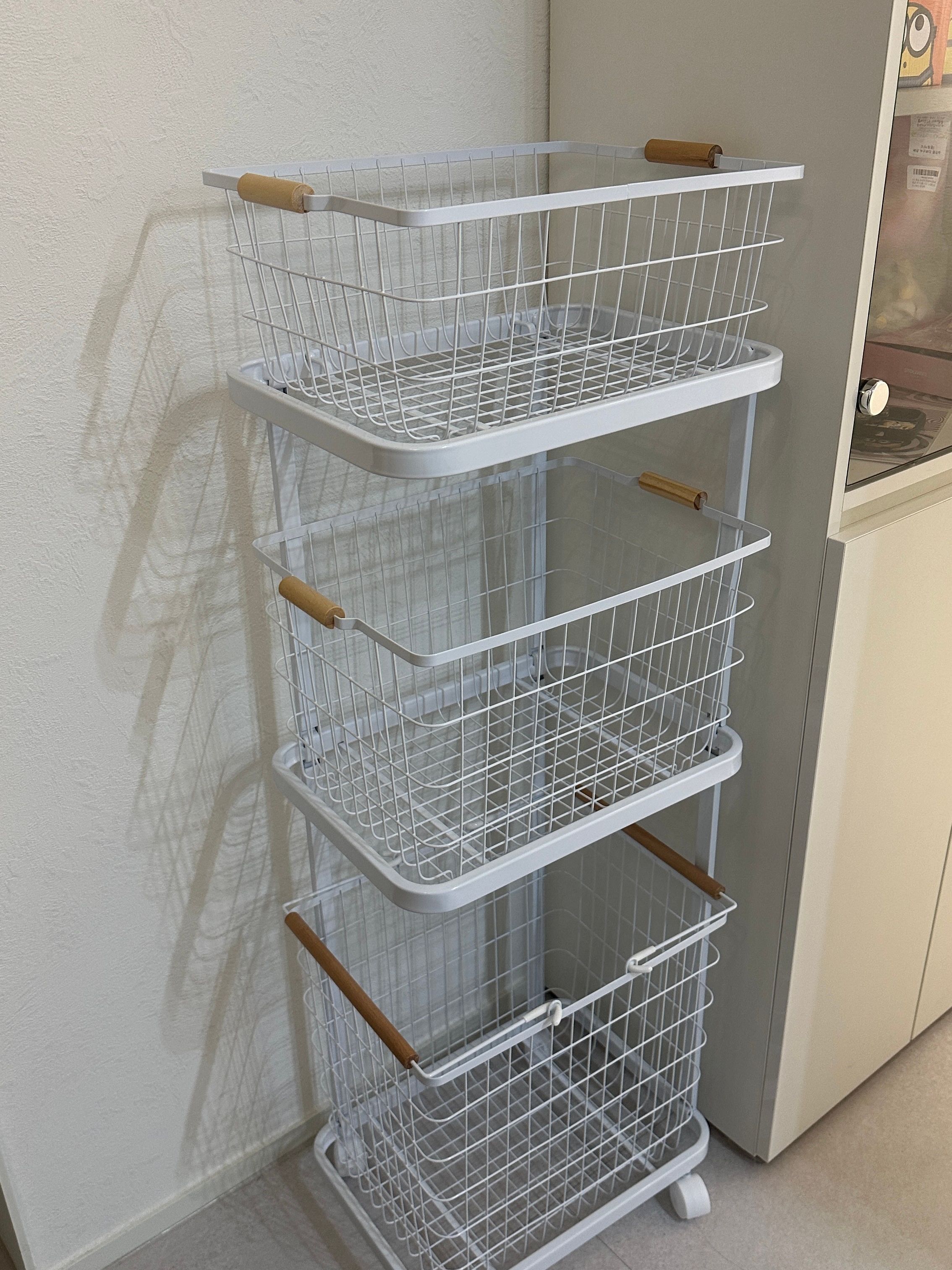 Rollbin Vibe 3-Tier Rolling Laundry Cart user photo