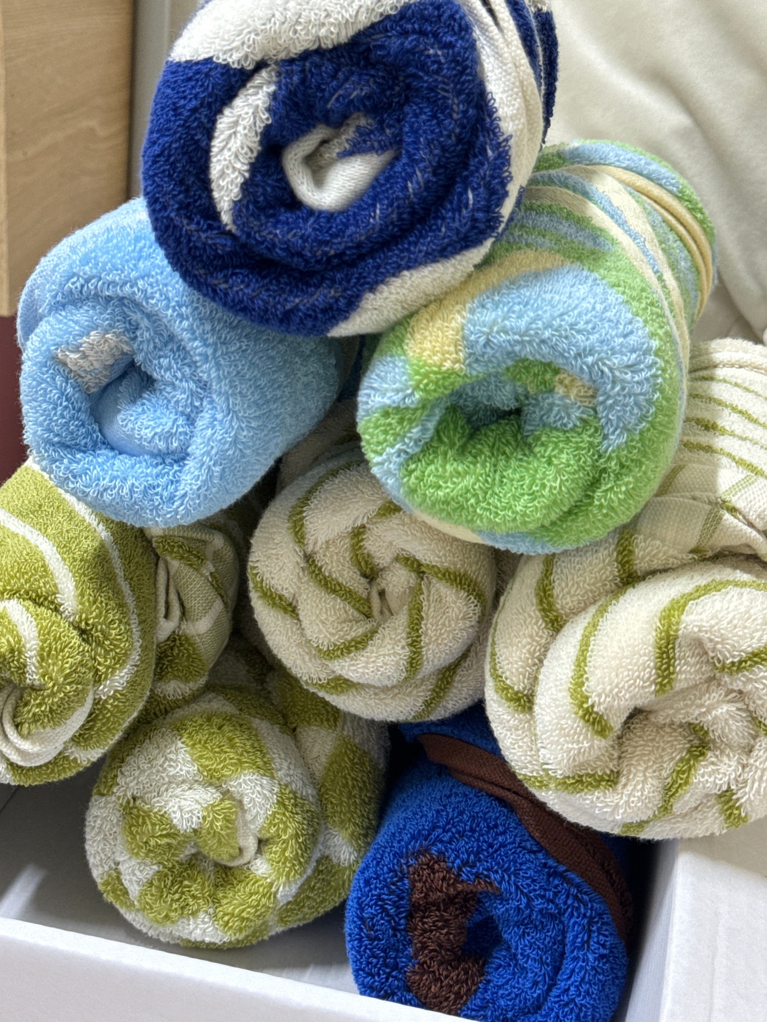 Blue Garden 40s Combed Cotton Hotel Towel Gift Set (4-Piece) user photo