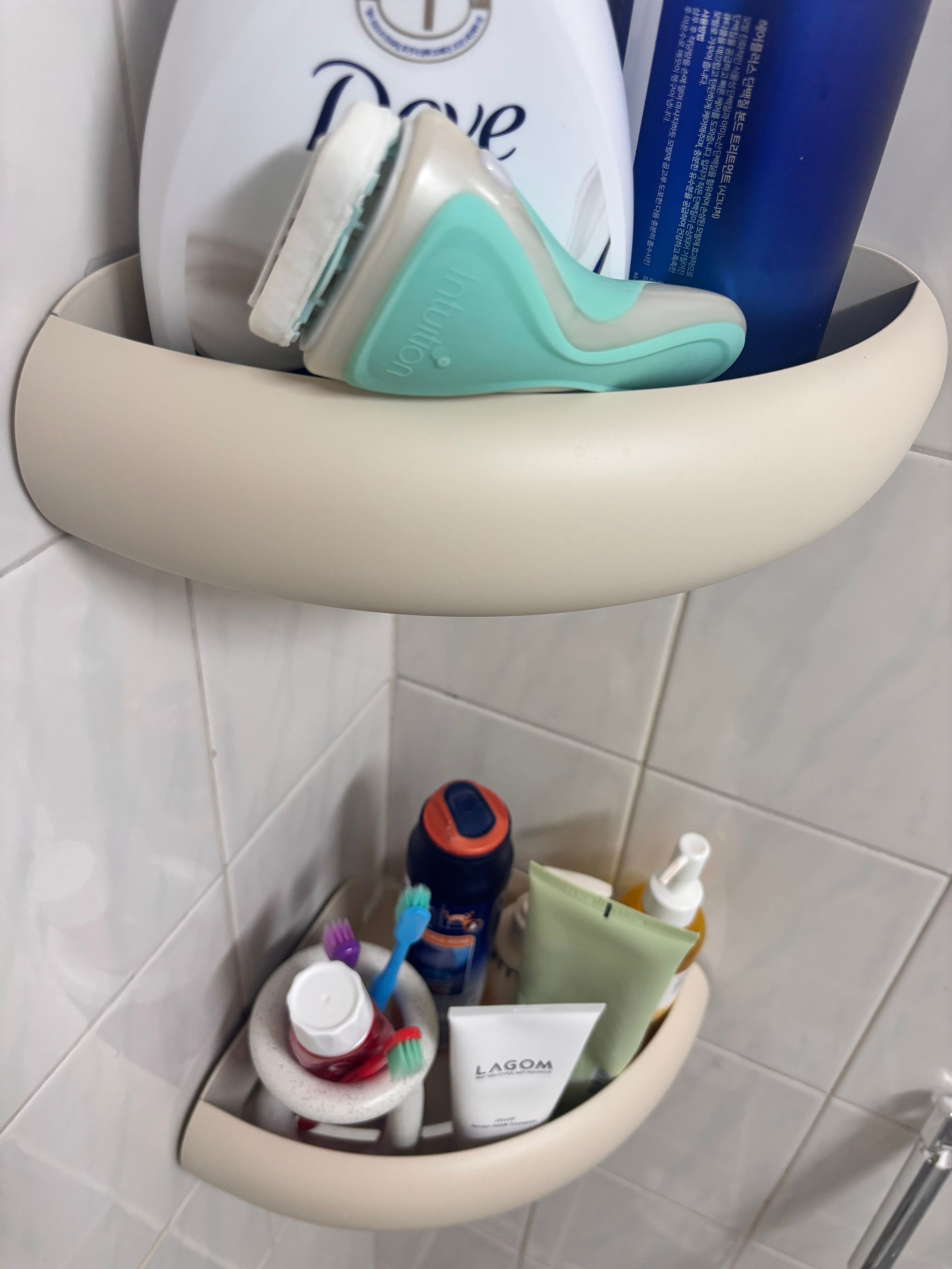 No-Drill Aluminum Bathroom Corner Shelf user photo