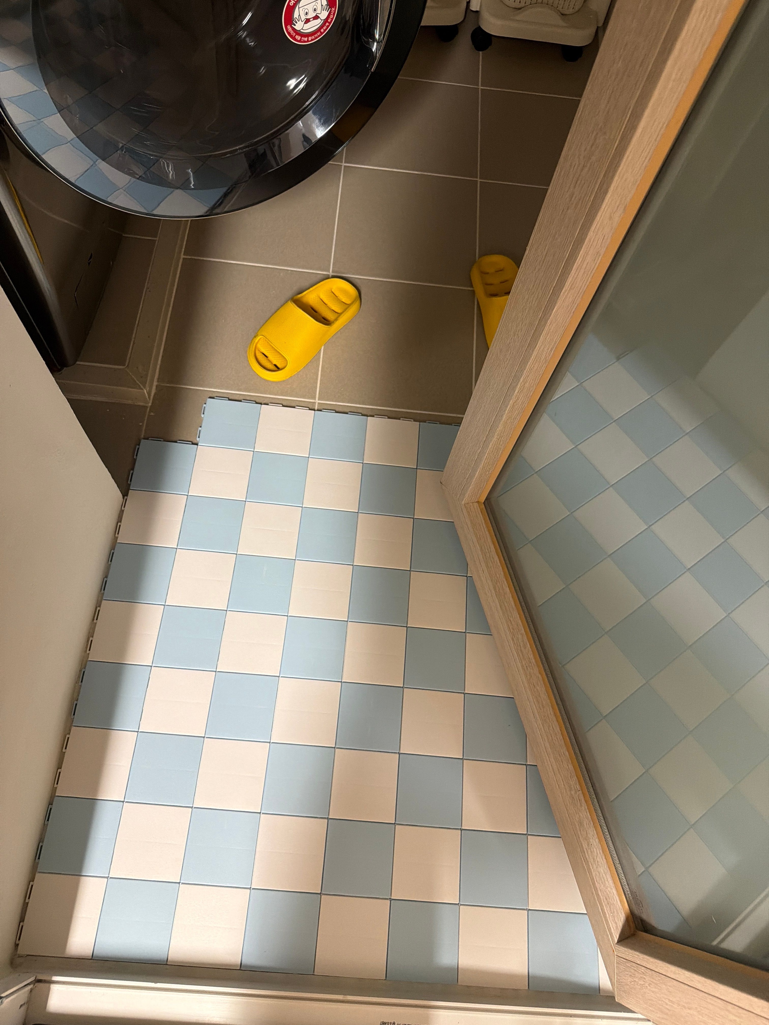 Seamless Checkerboard Deck Tile Set user photo