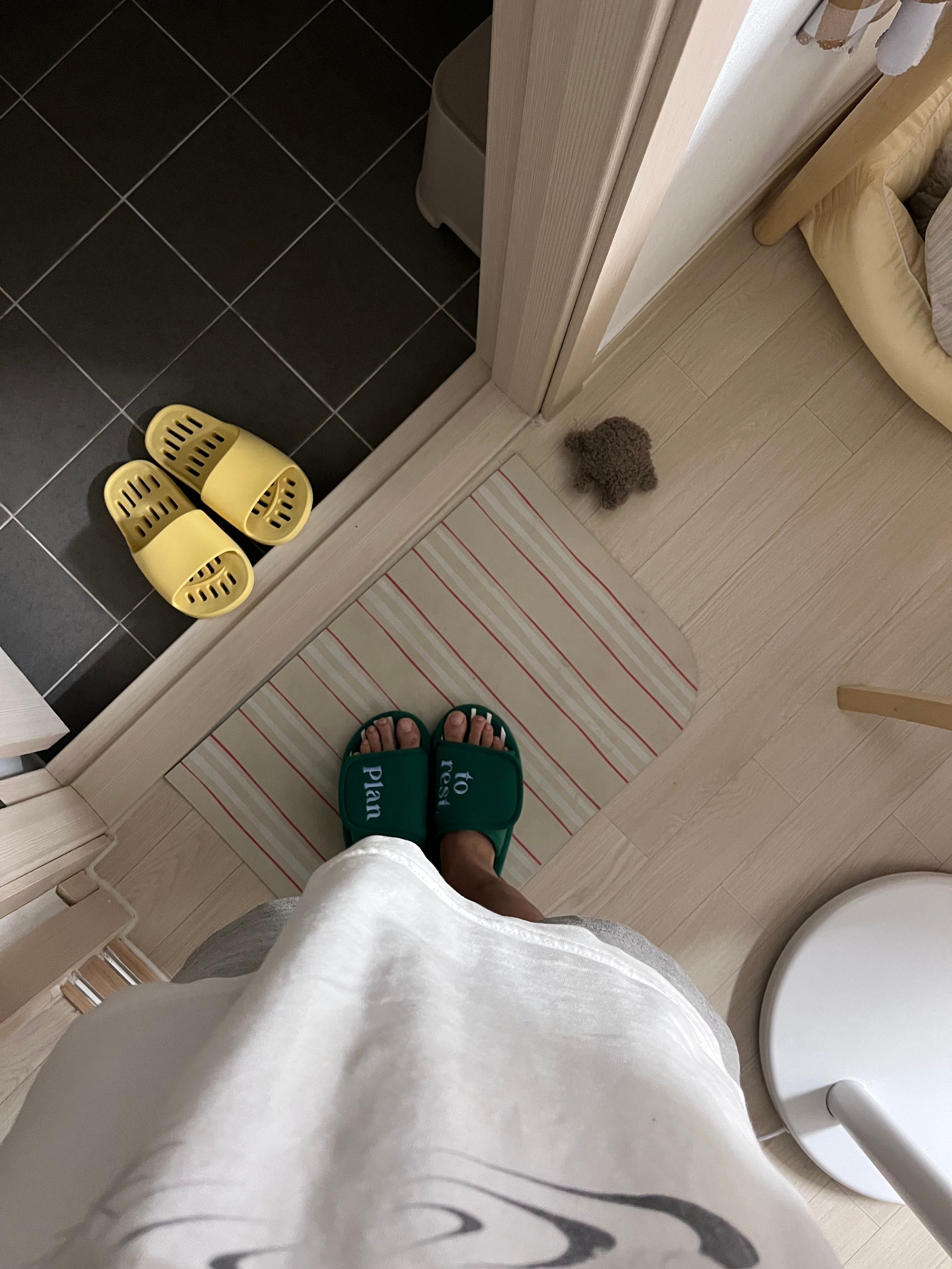 Washable Stripe Diatomite Shape Bath Mat user photo