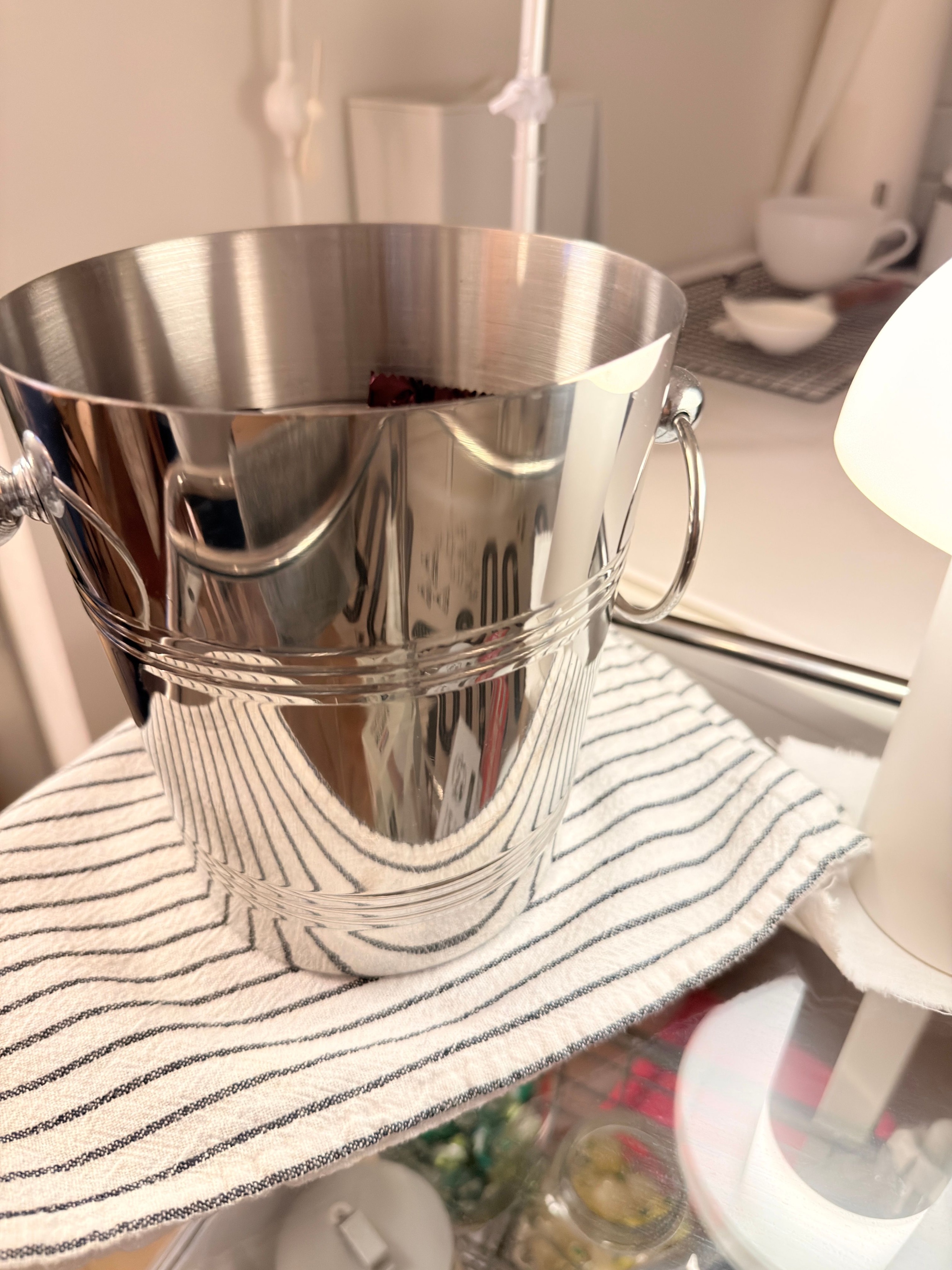 Stainless Steel Ice Bucket user photo