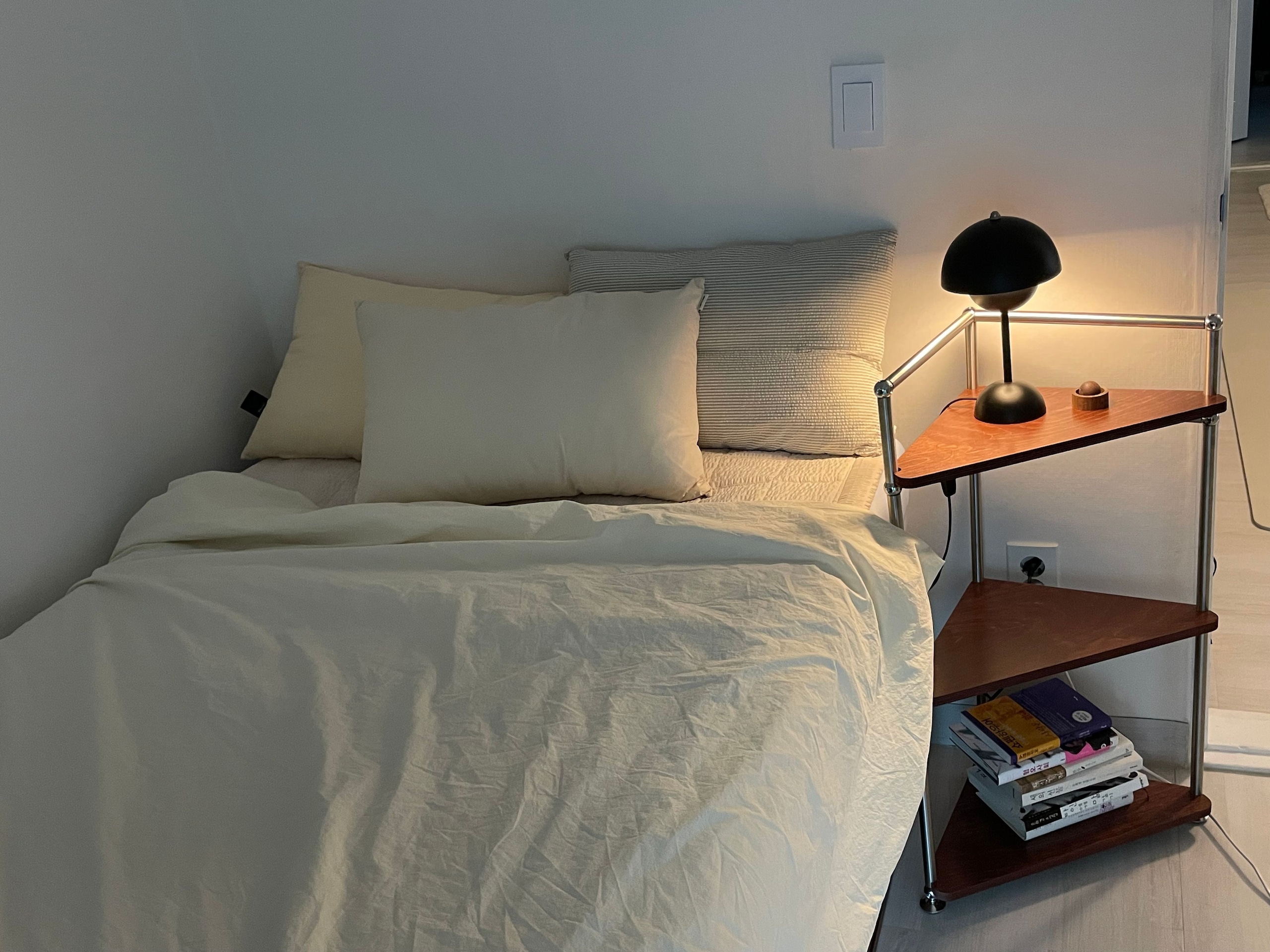 Mid-Century Modular Corner Shelf user photo