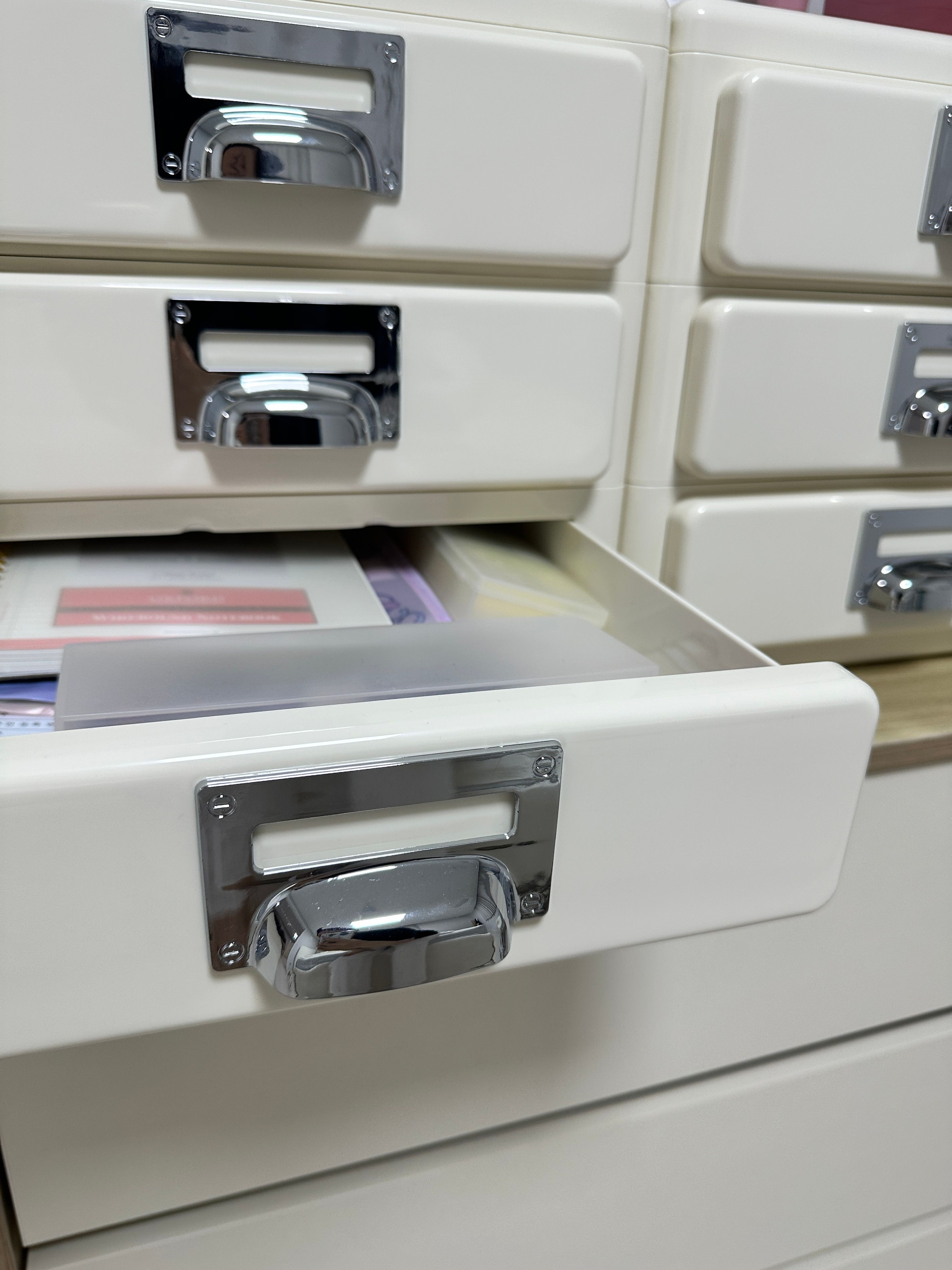 Moto Mini Desk Drawer Cabinet user photo