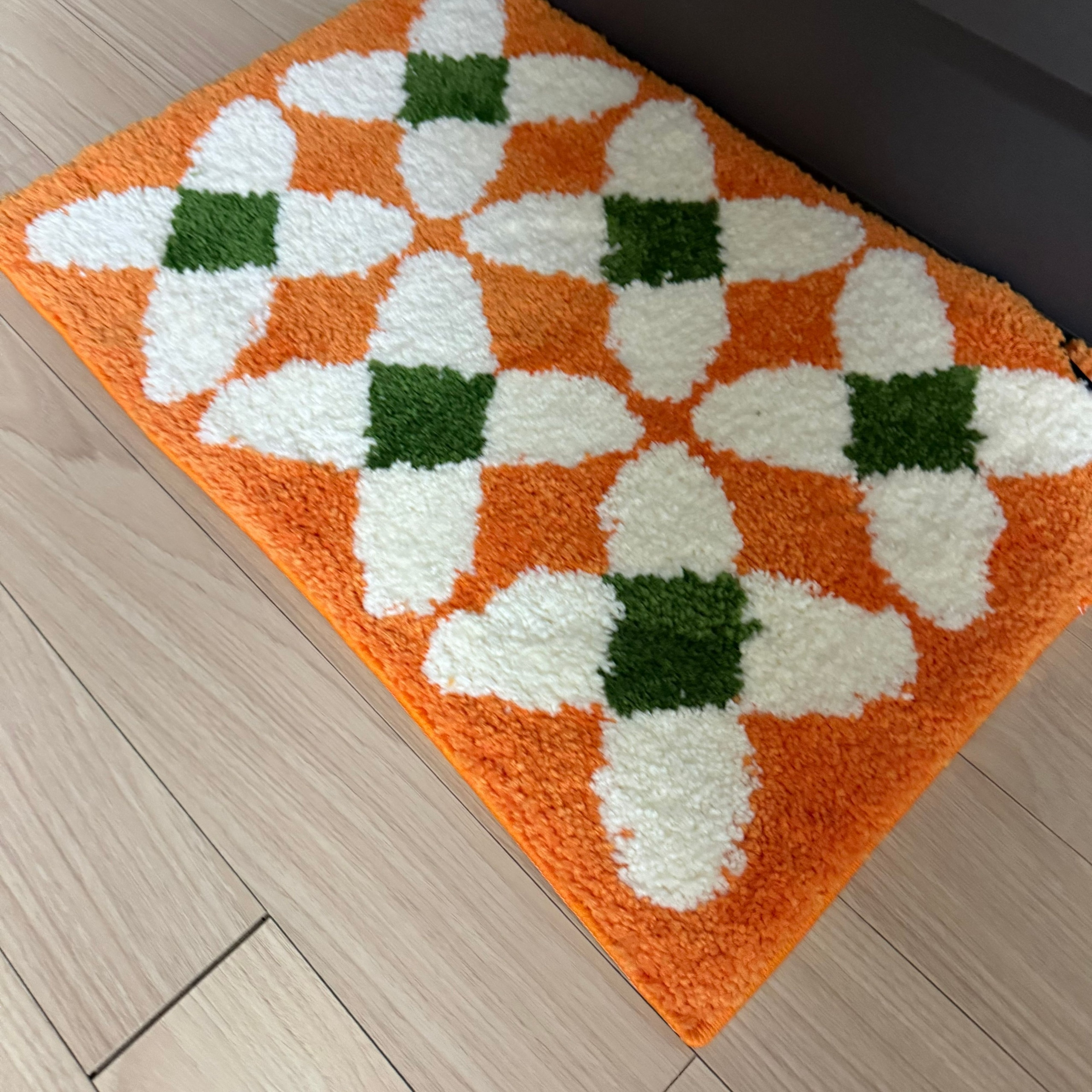 Tangerine Diamond Mini Rug user photo