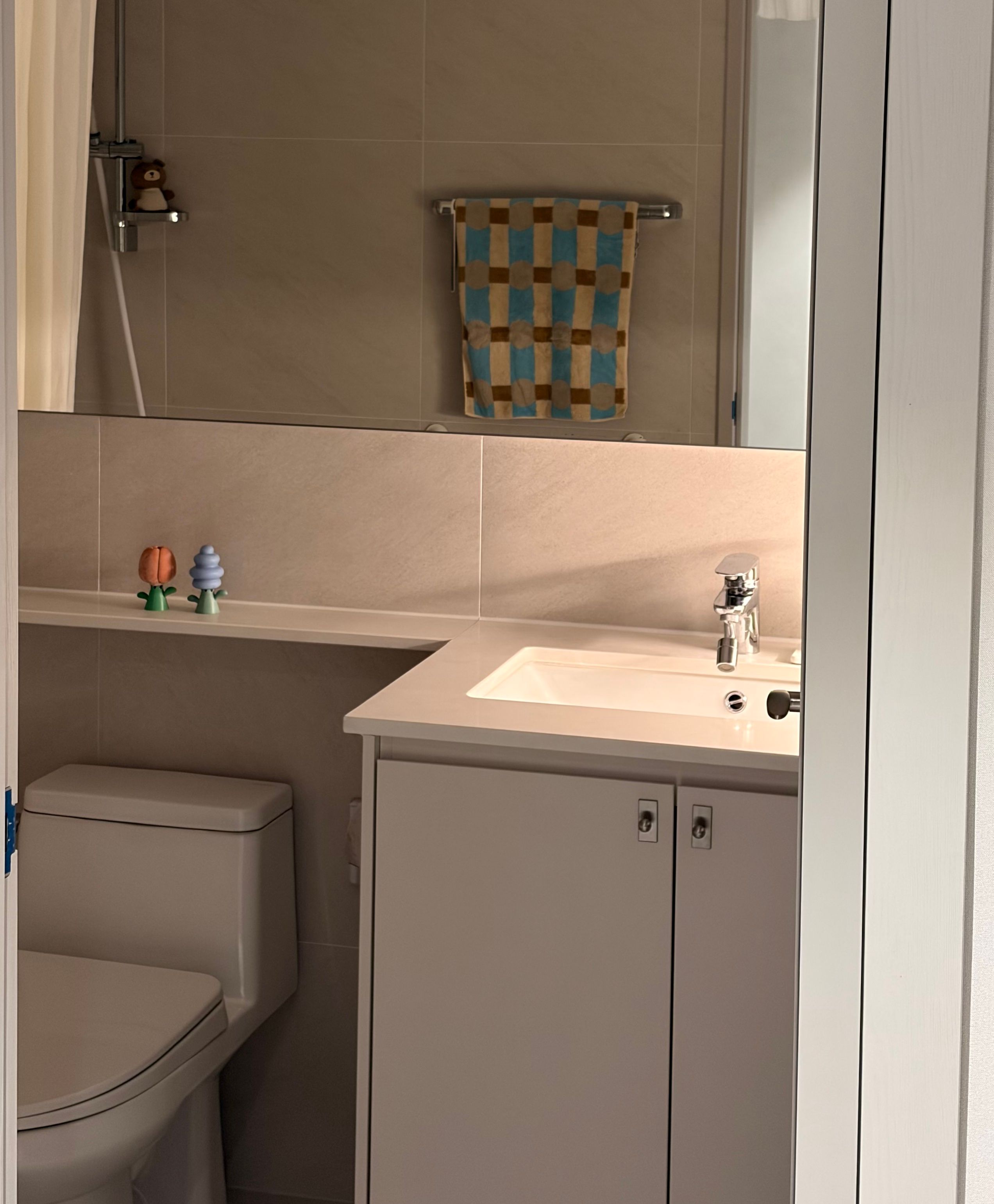 Dot Check Hand Towel user photo