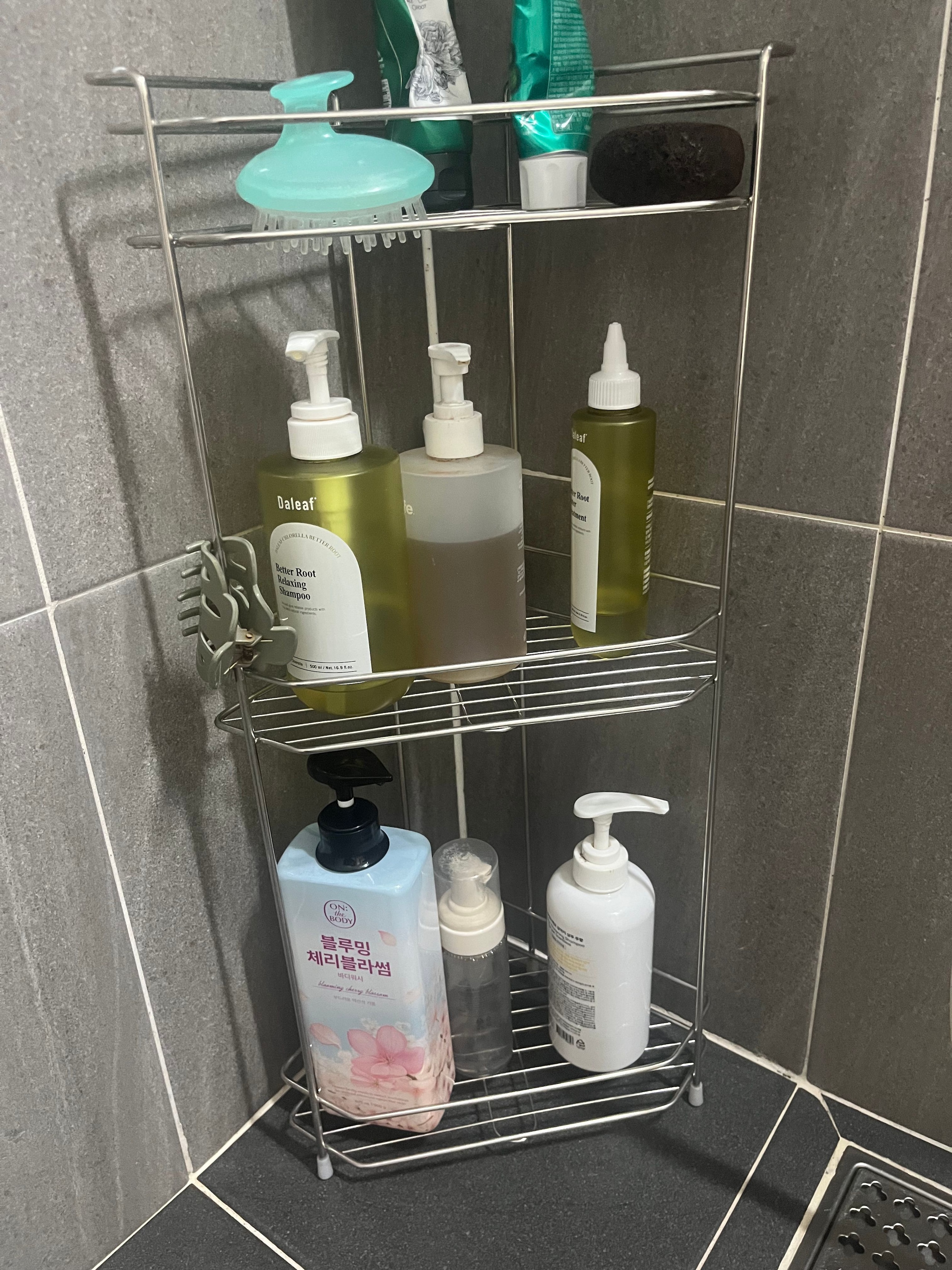 3-Tier Stainless Steel Bathroom Corner Shelf user photo