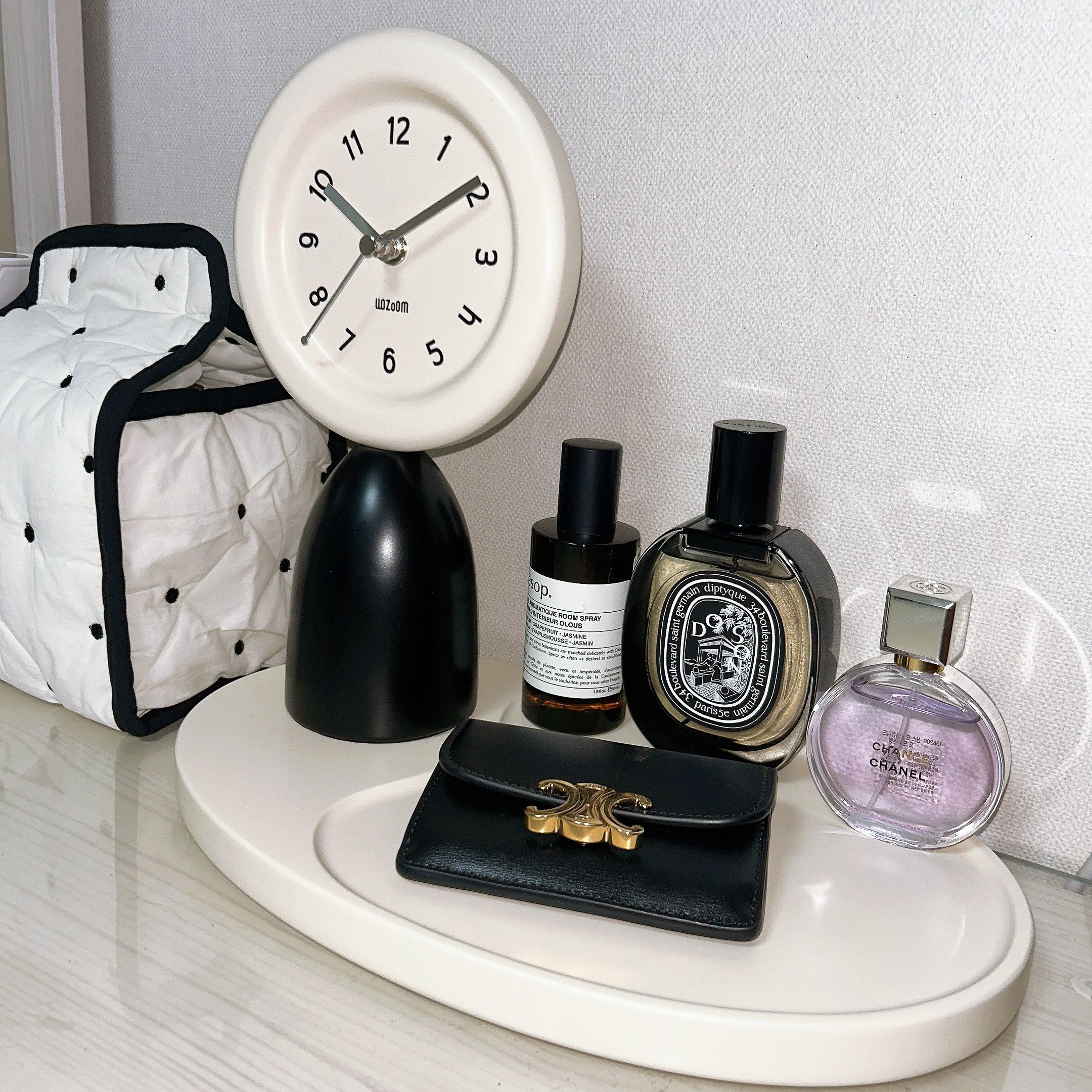 On My Mood Object Tray Table Clock user photo
