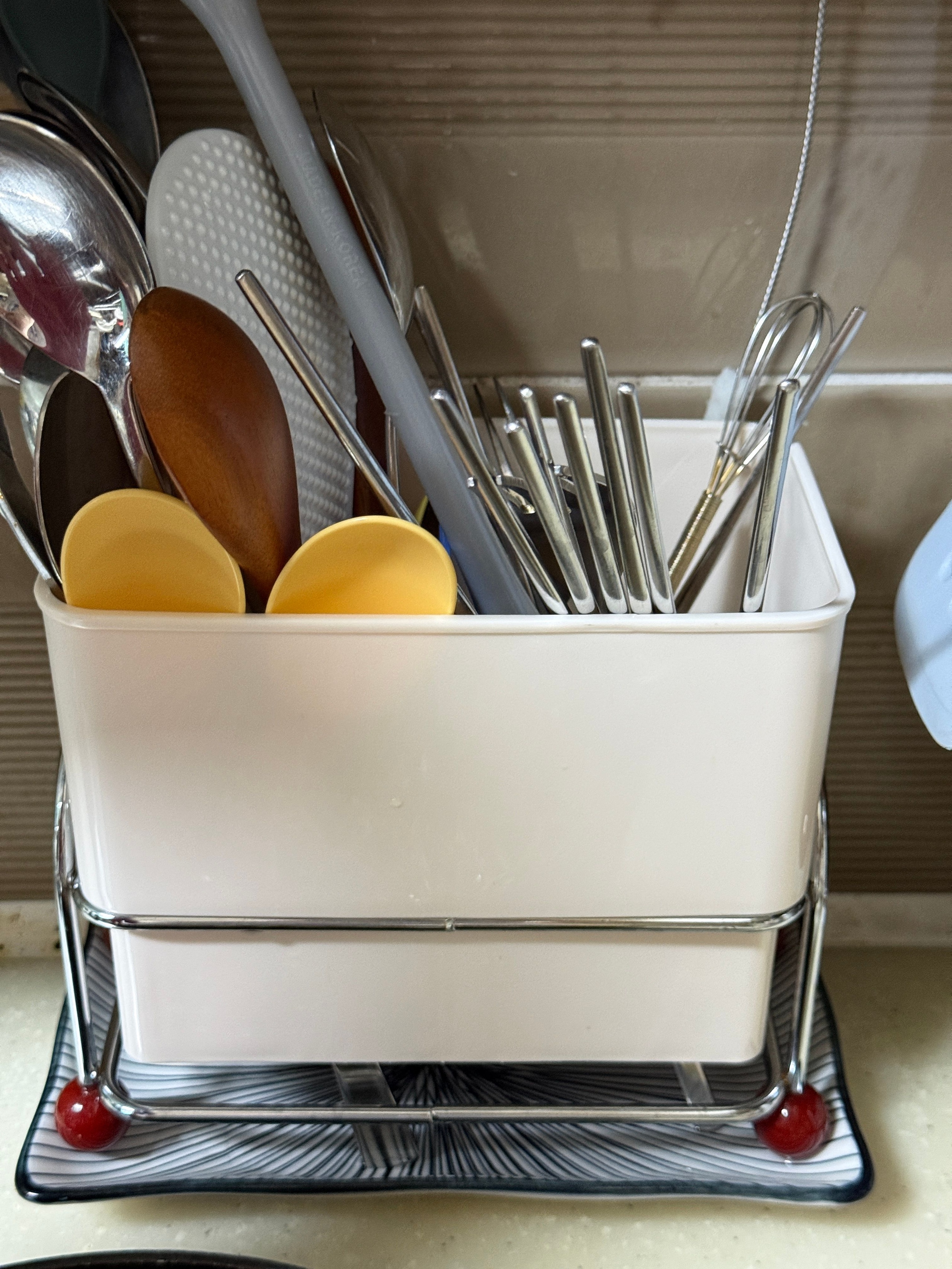 Bauhaus 2-Compartment Draining Cutlery & Utensil Holder user photo