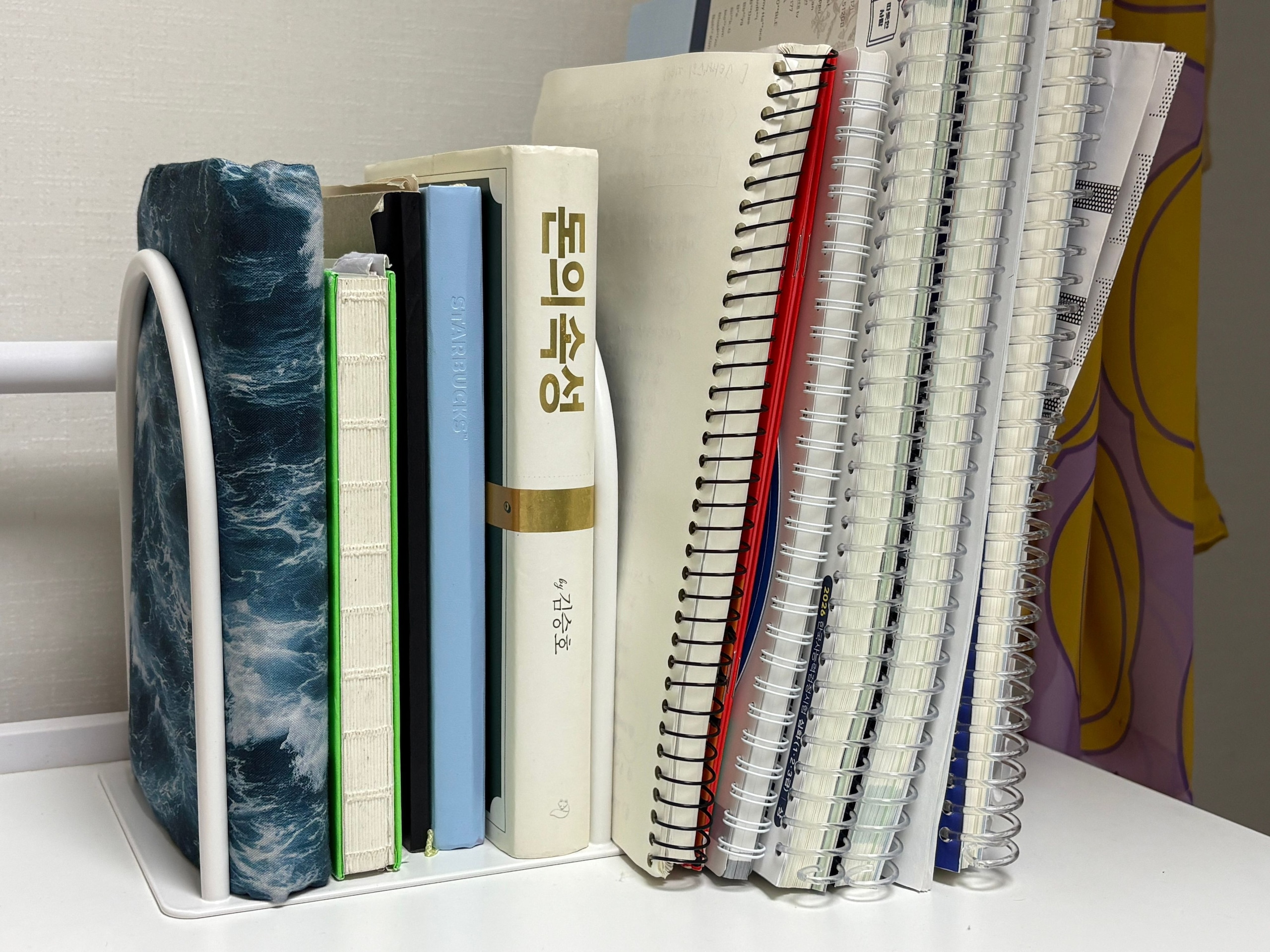 U-Steel Metal Bookend Organizer user photo