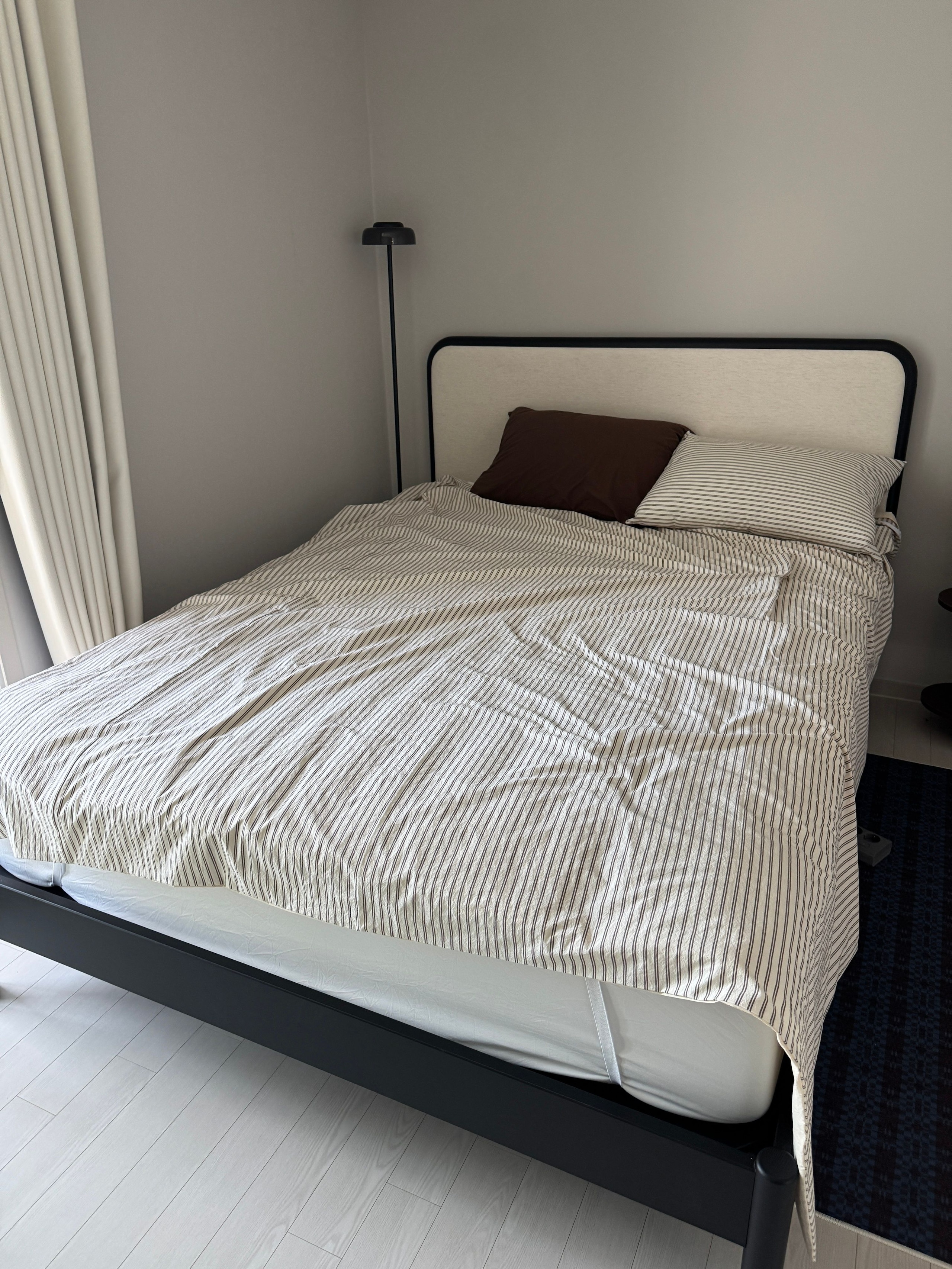 Brown Stripe Reversible Duvet Cover user photo
