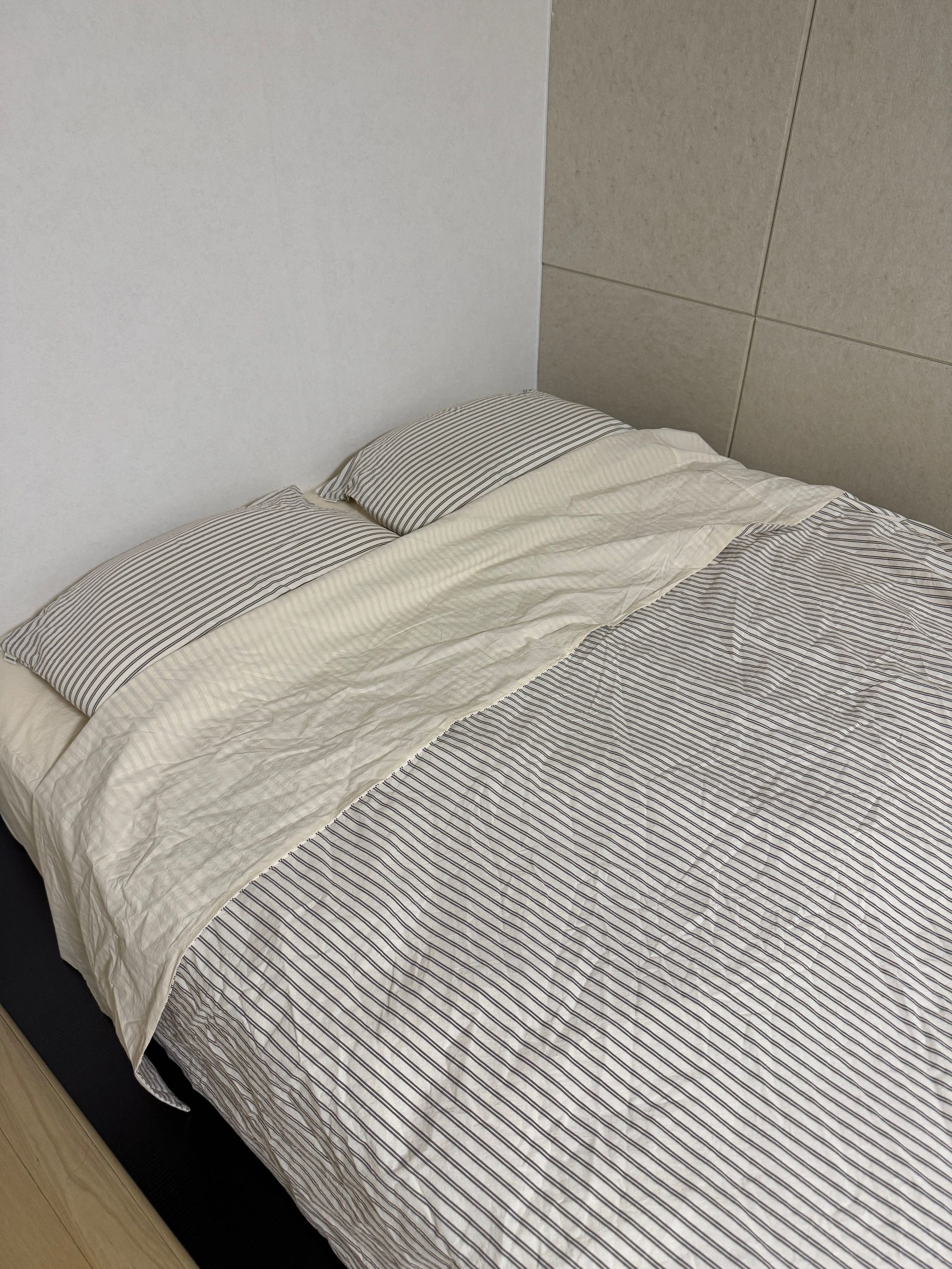 Brown Stripe Reversible Duvet Cover user photo