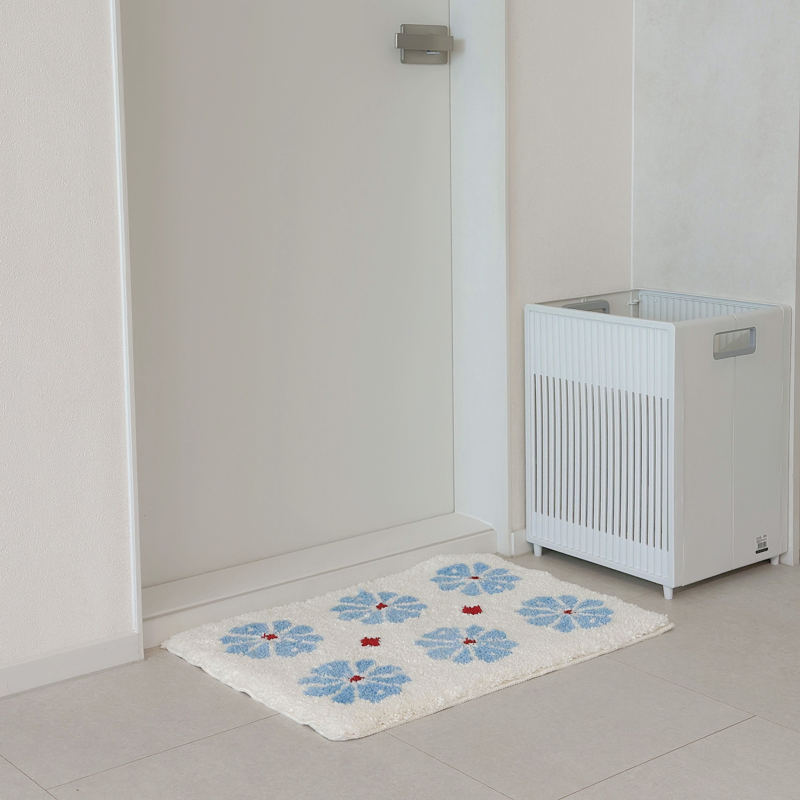 Camellia Ivory Accent Rug user photo