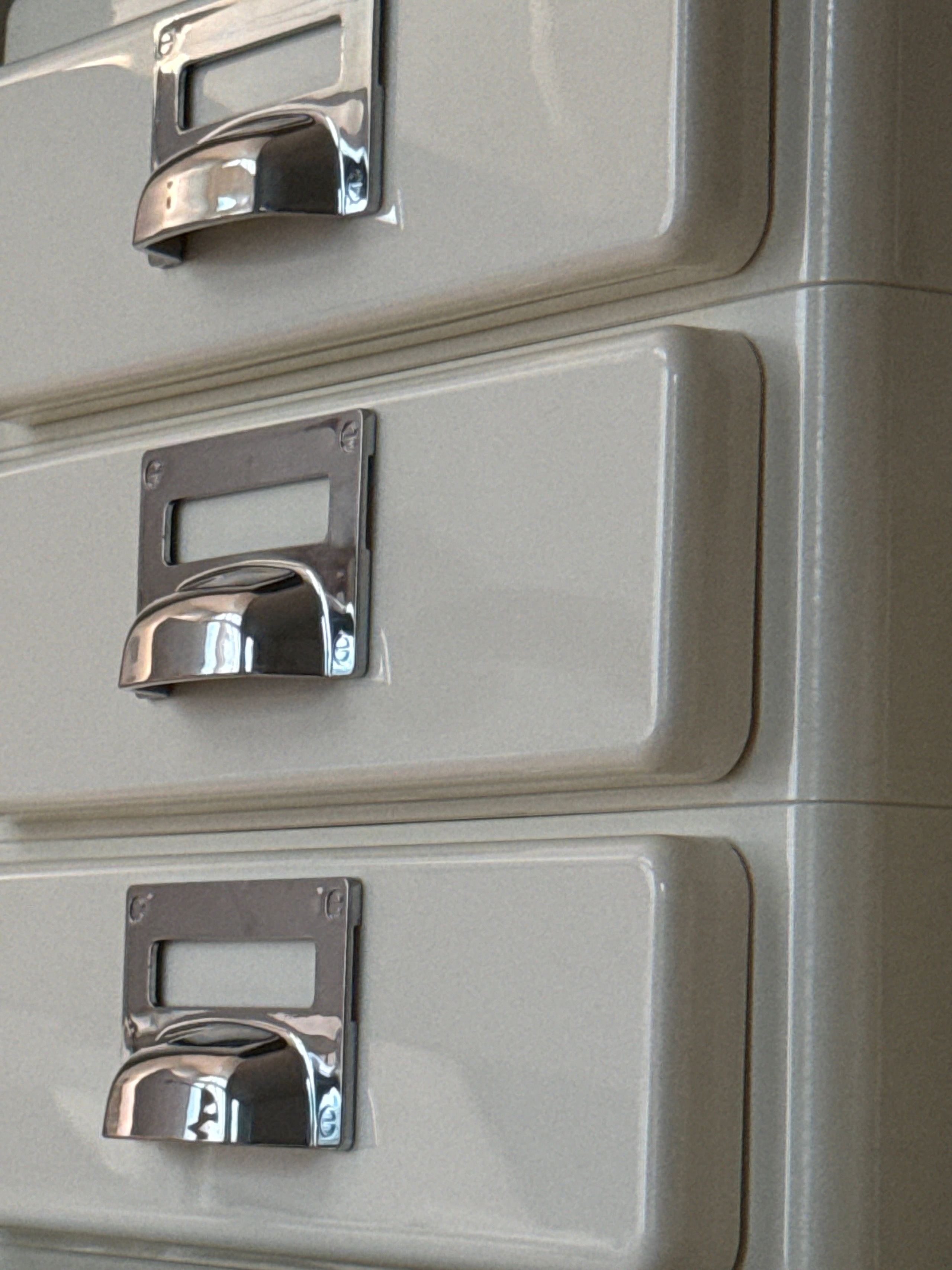 Moto Mini Desk Drawer Cabinet user photo