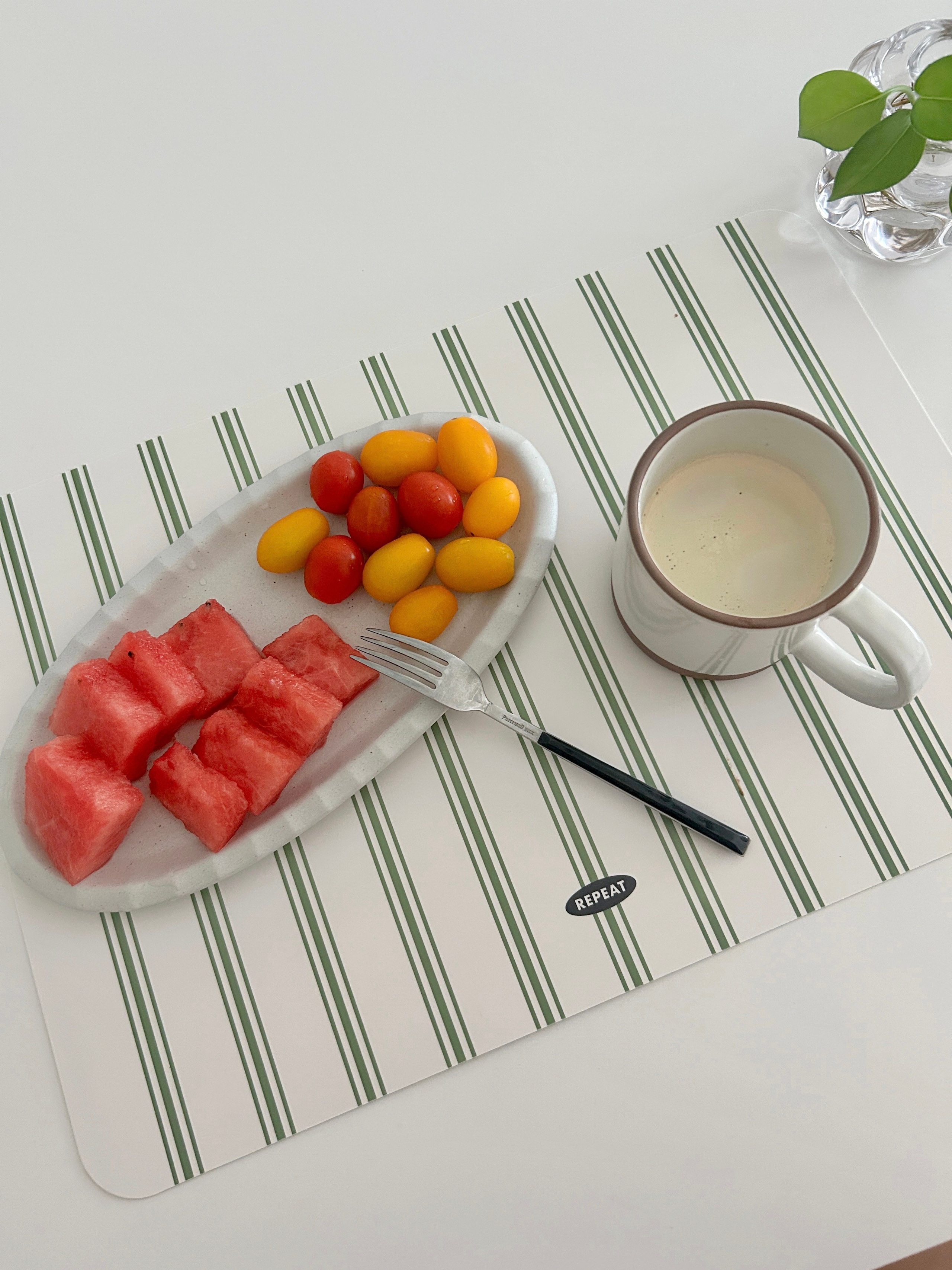 Days Reversible Table Mat Set (2-Piece) user photo