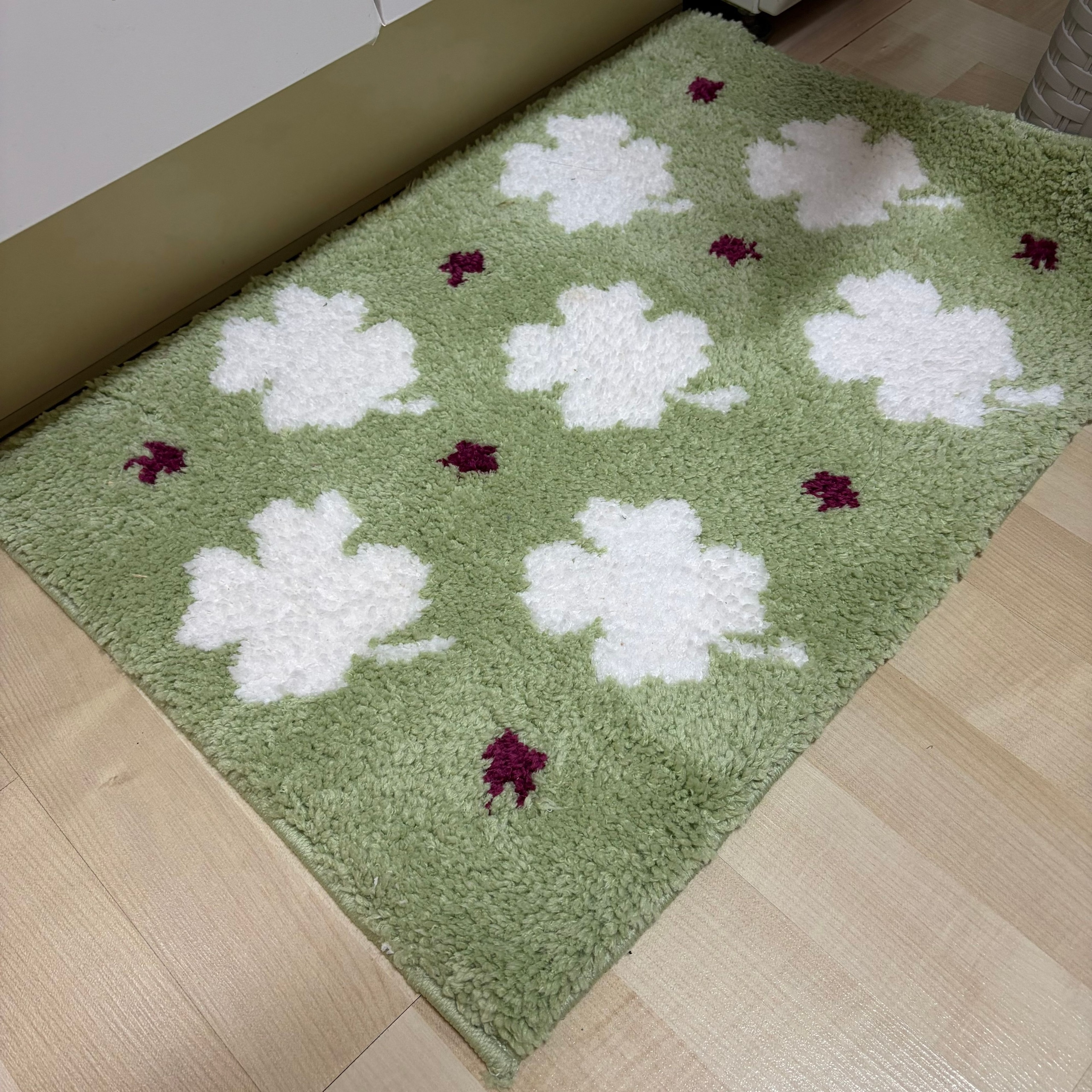 Clover Olive Accent Rug user photo