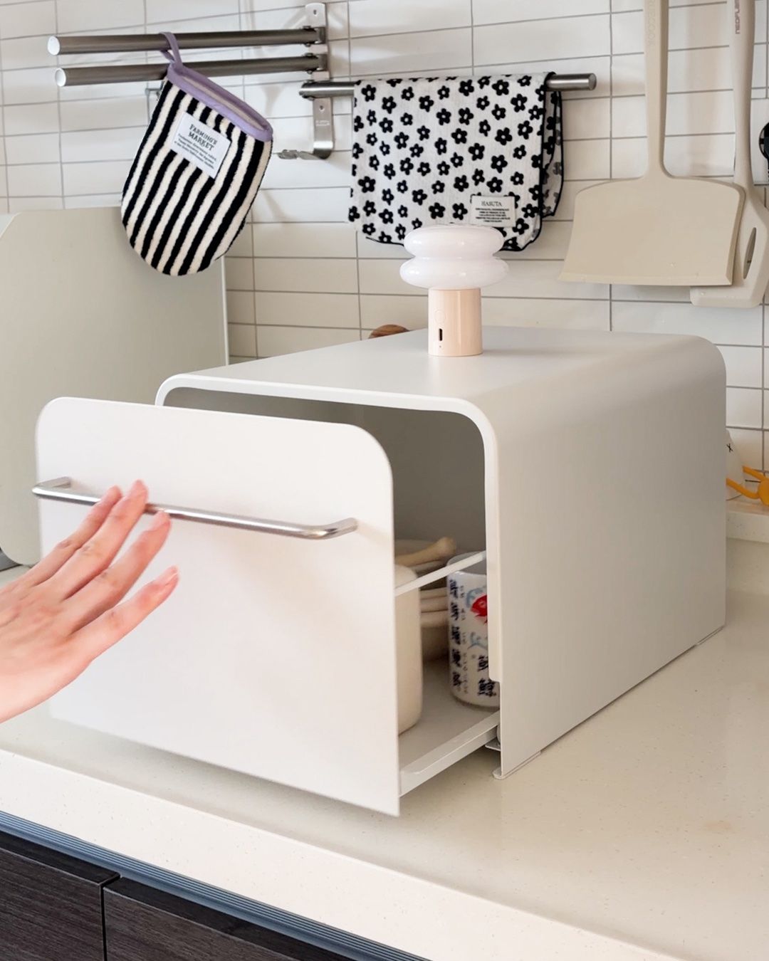 Cozy Kitchen Apron & Oven Mitt Gift Set user photo