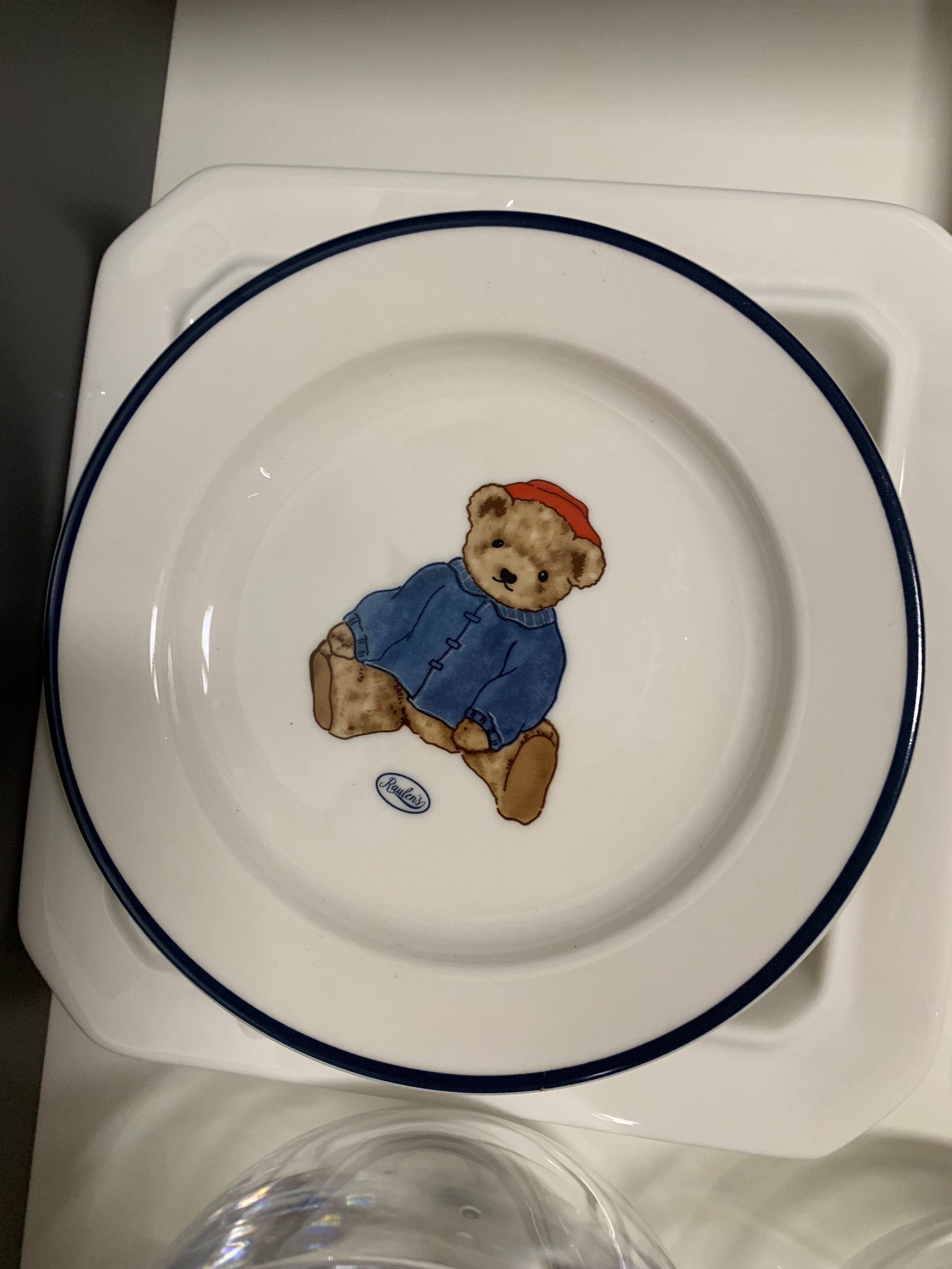 London Teddy Bear Dinnerware Set user photo