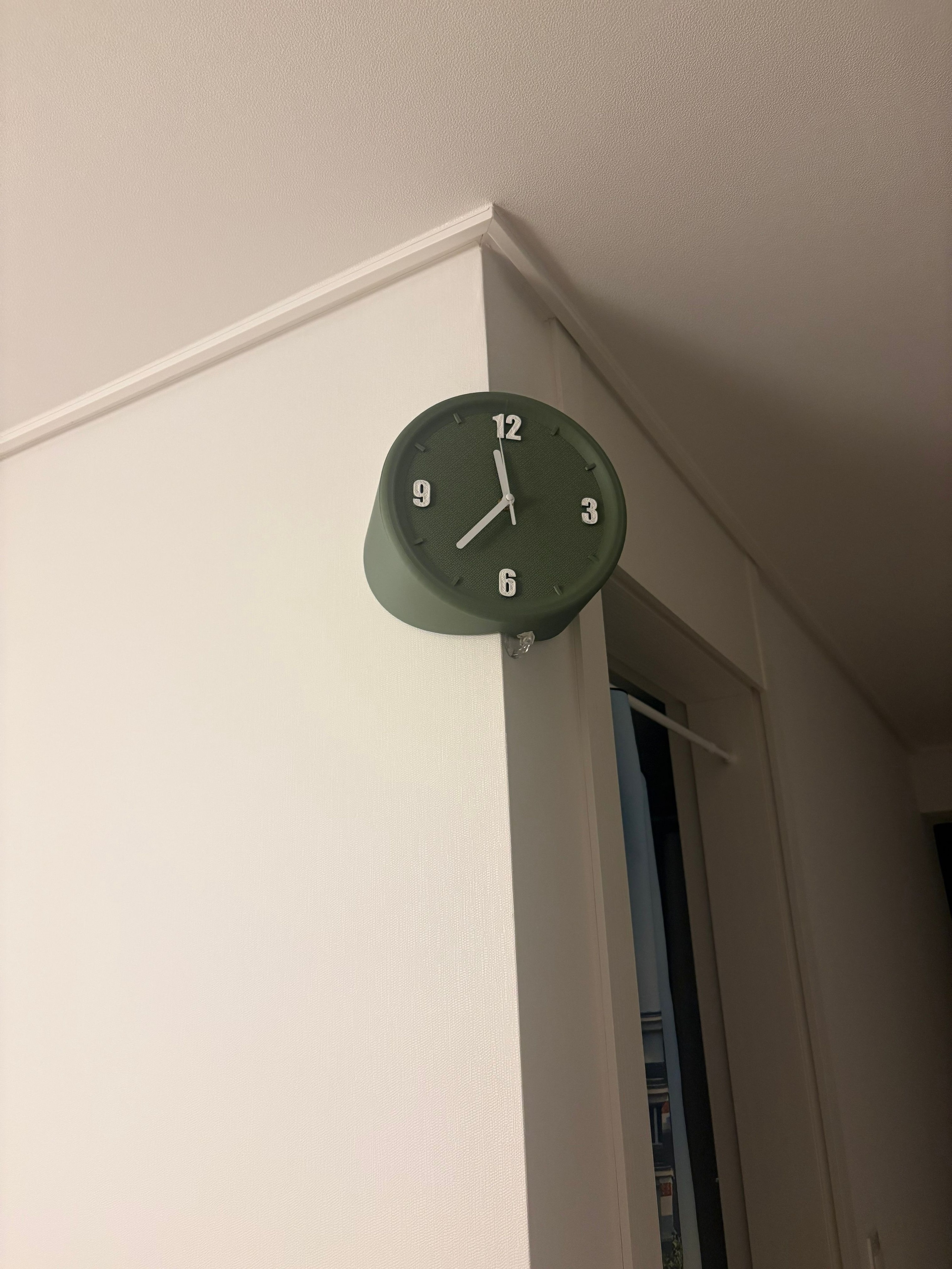 DIY Corner Wall Clock user photo