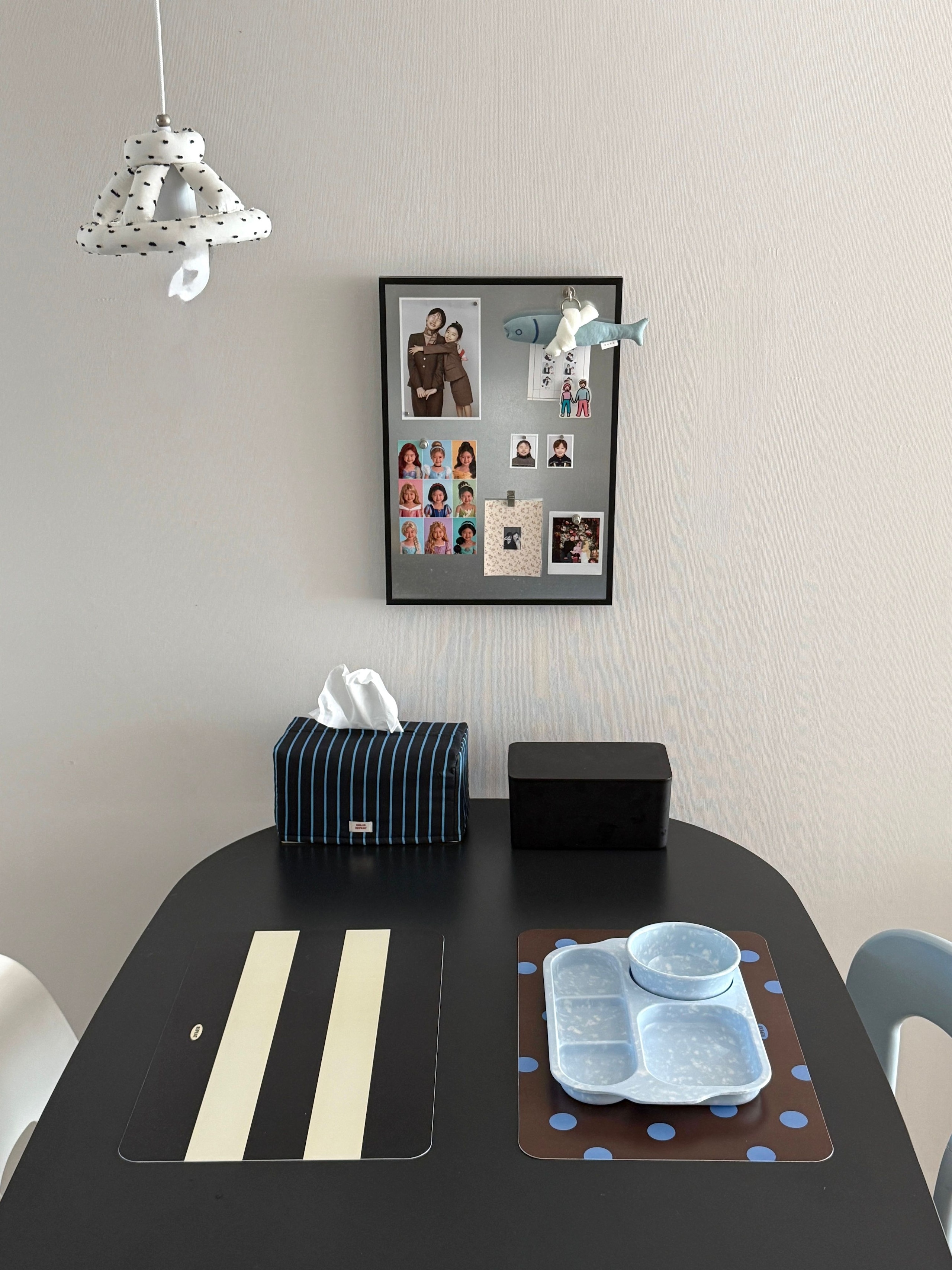 Days Reversible Table Mat Set (2-Piece) user photo