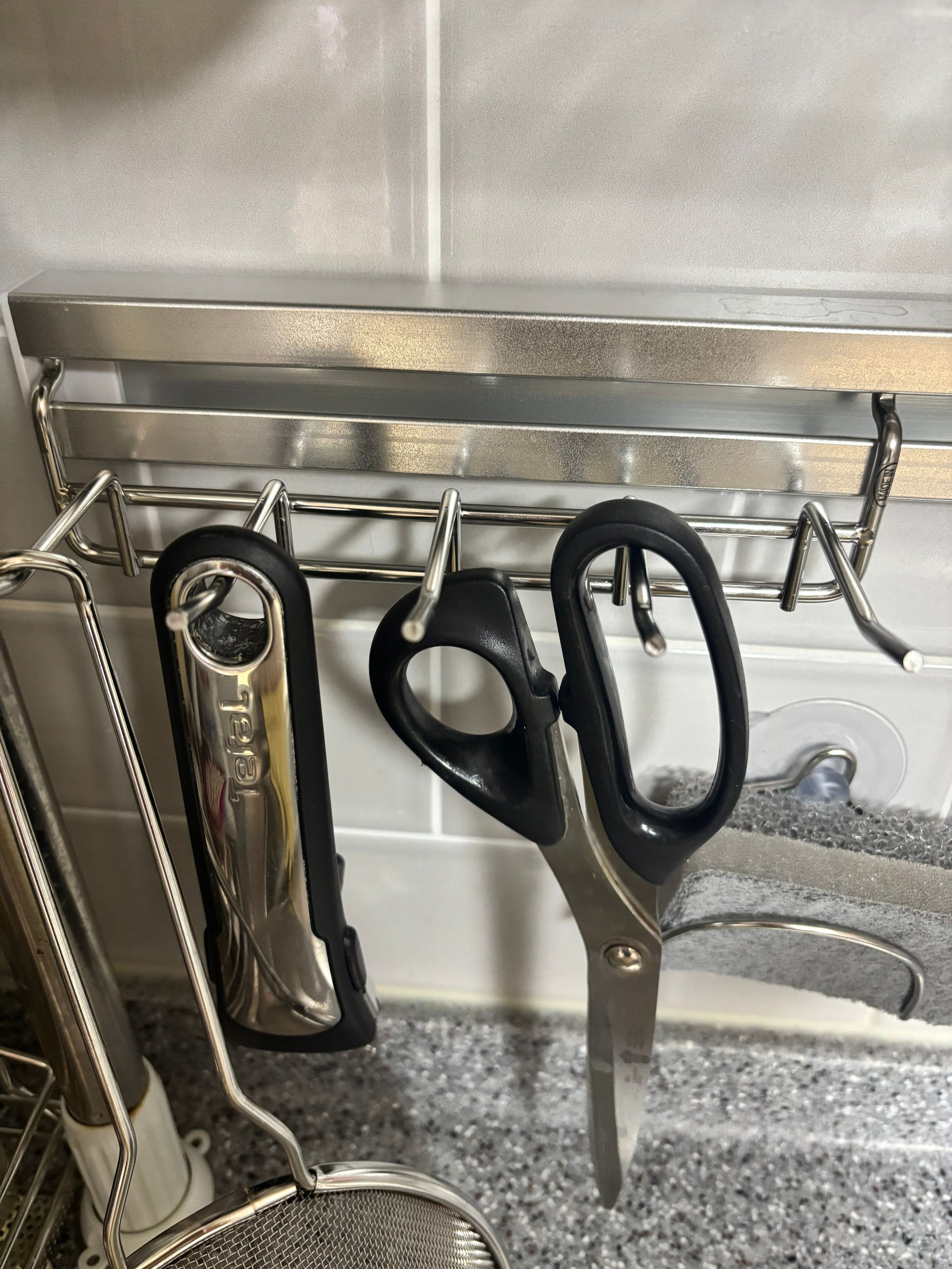 Modular Wall Rail Storage Organizer user photo