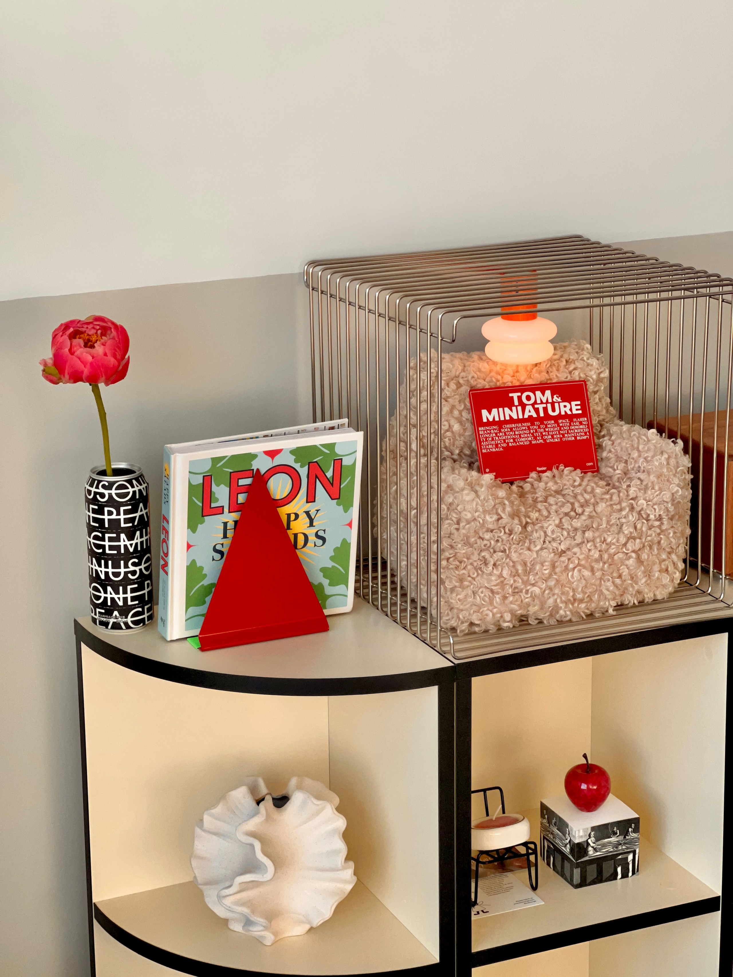 Open Wire Cube Table user photo