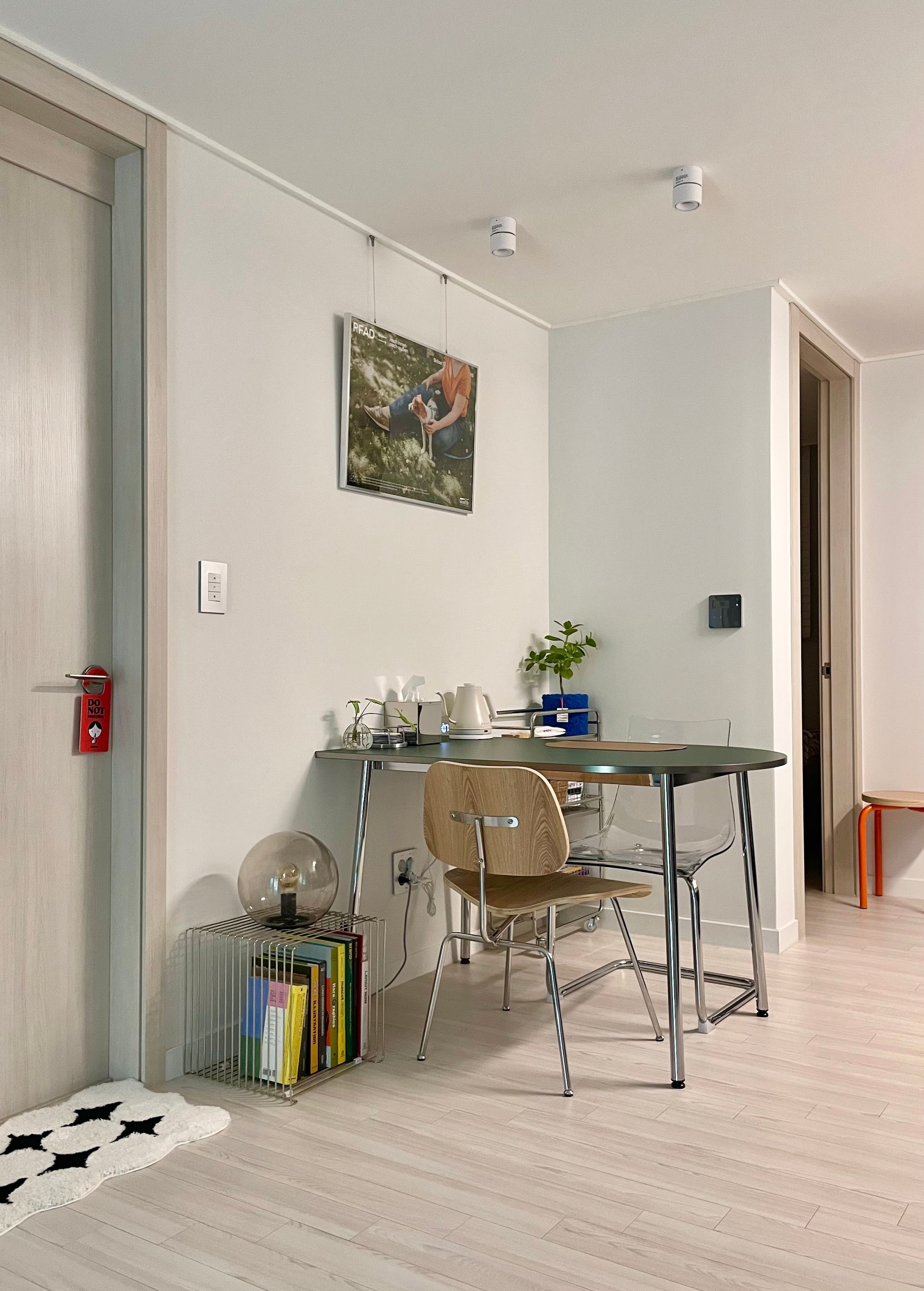 Open Wire Cube Table user photo