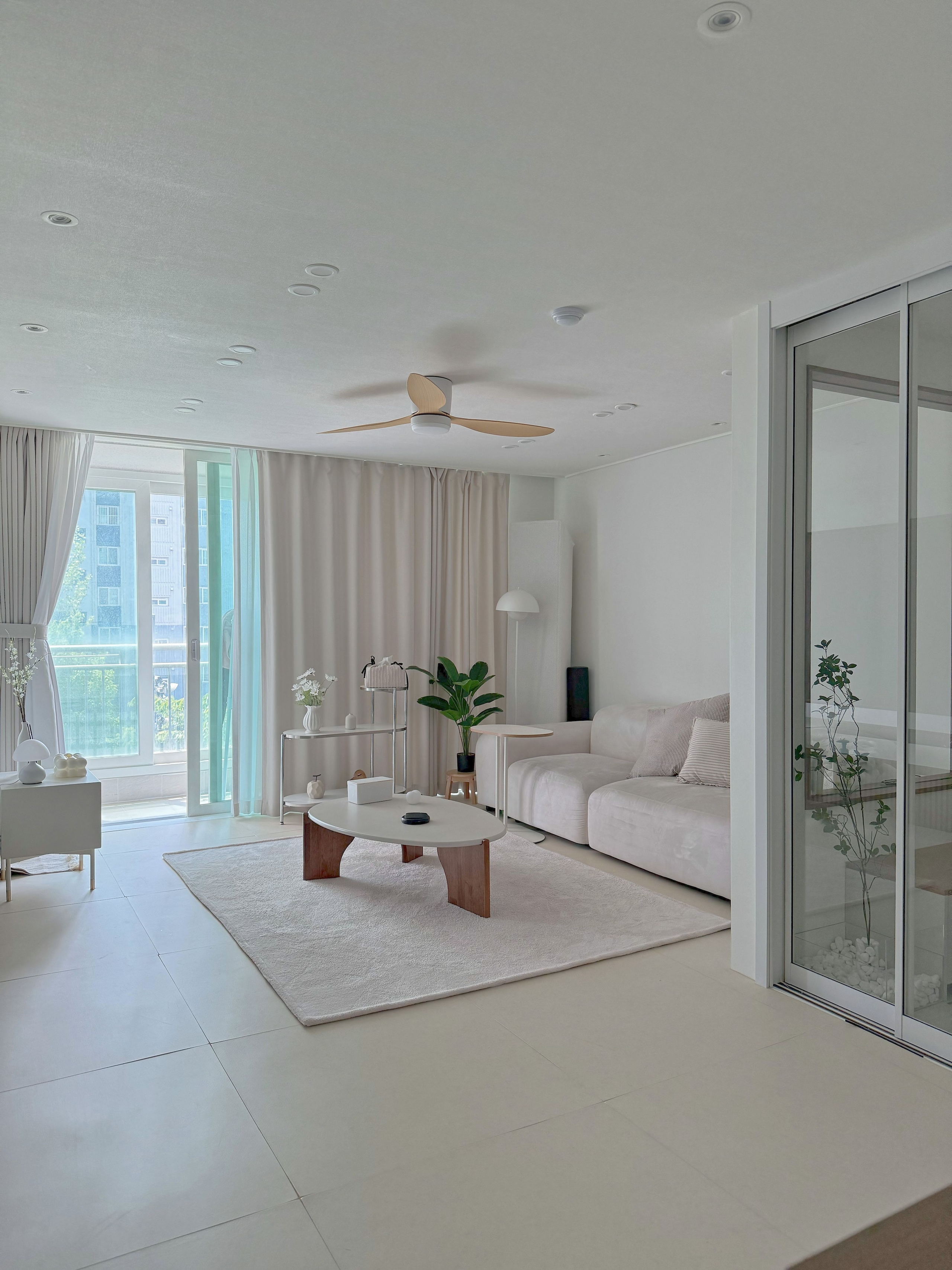 Slim C-Side Sofa Table user photo
