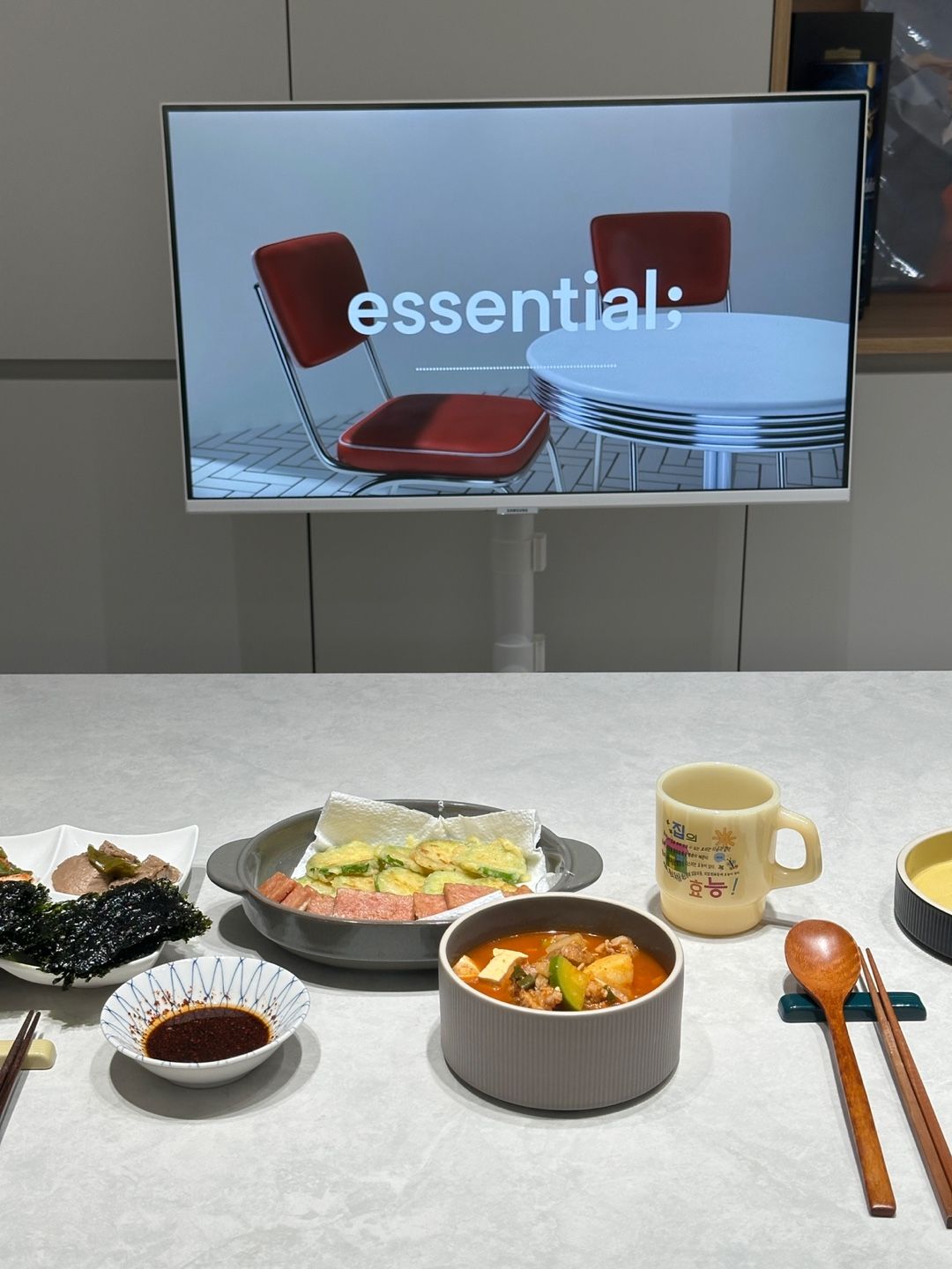 Soft Clay Korean Dining Set for 2 (16-Piece) user photo