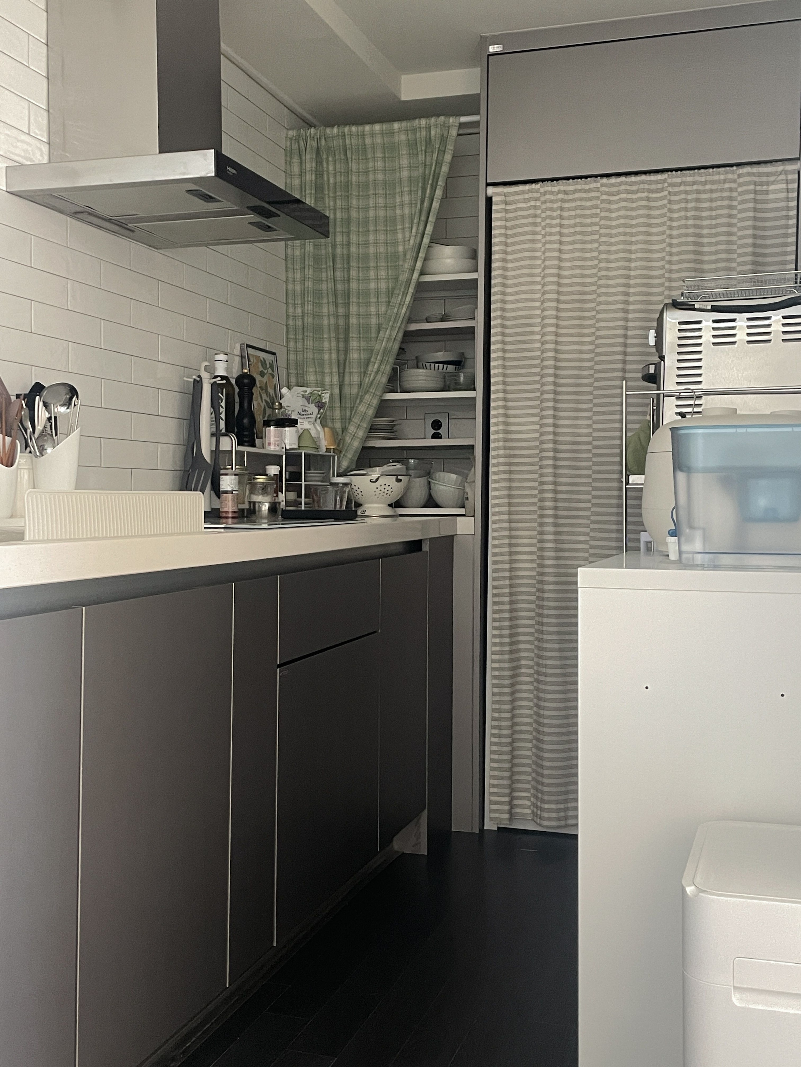 Elle Stainless Steel 2-Tier Kitchen Storage Rack user photo