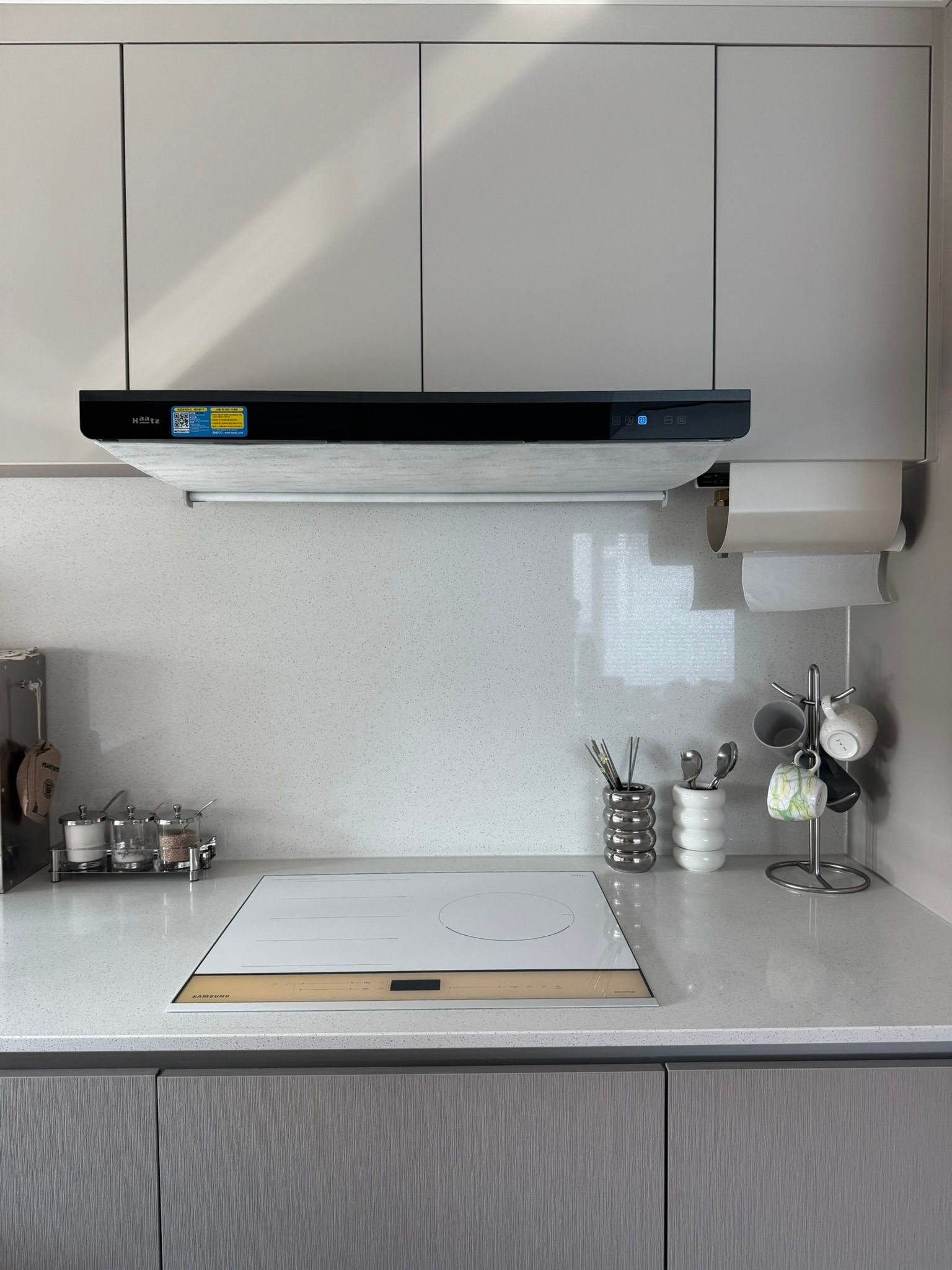 Modern Stainless Steel Mug Tree user photo