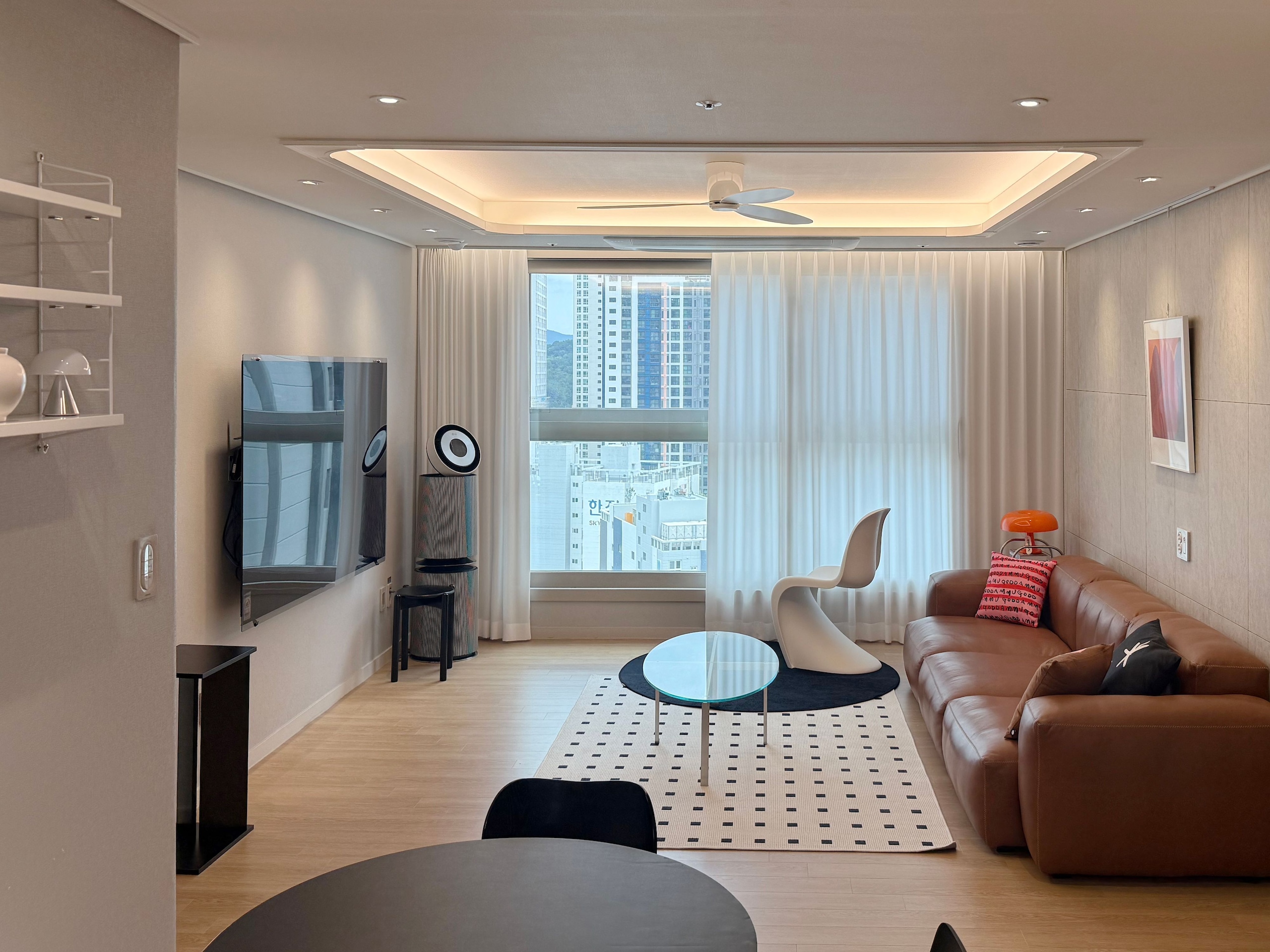 Pop Color Washable Round Rug user photo