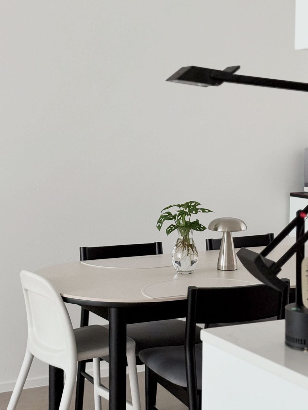 Cone Base Cordless Table Lamp user photo