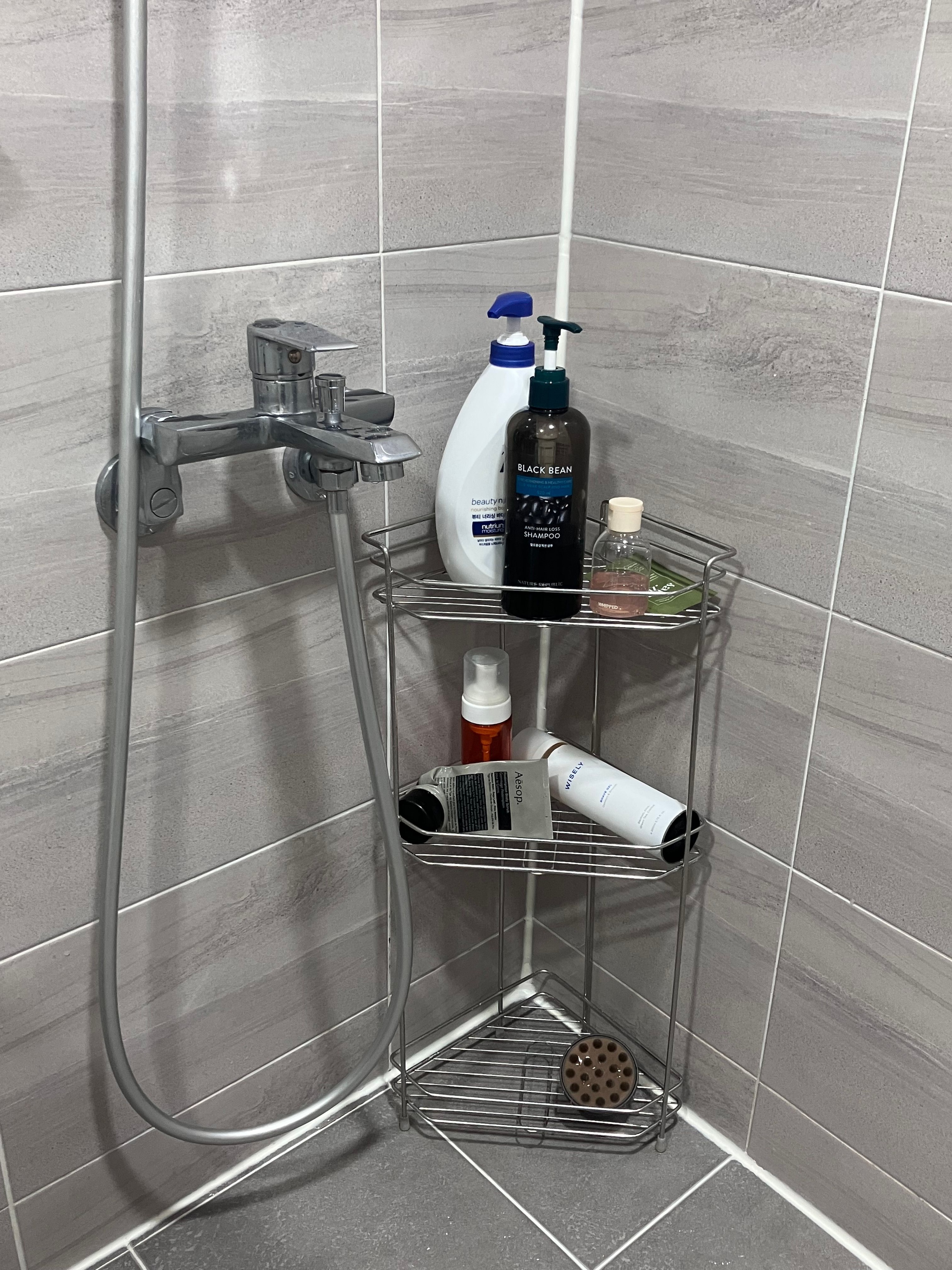 3-Tier Stainless Steel Bathroom Corner Shelf user photo