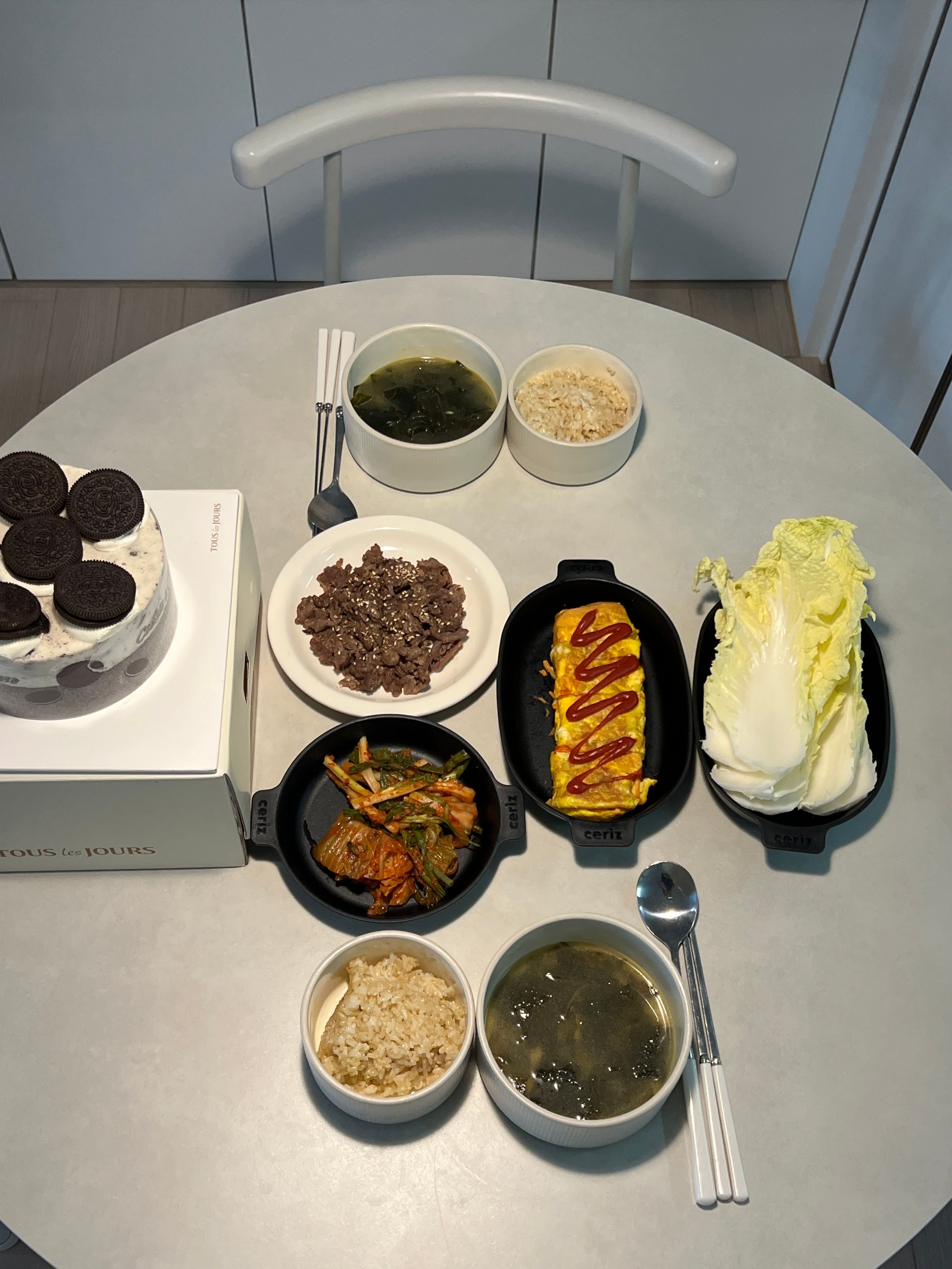 Soft Clay Korean Dining Set for 2 (16-Piece) user photo