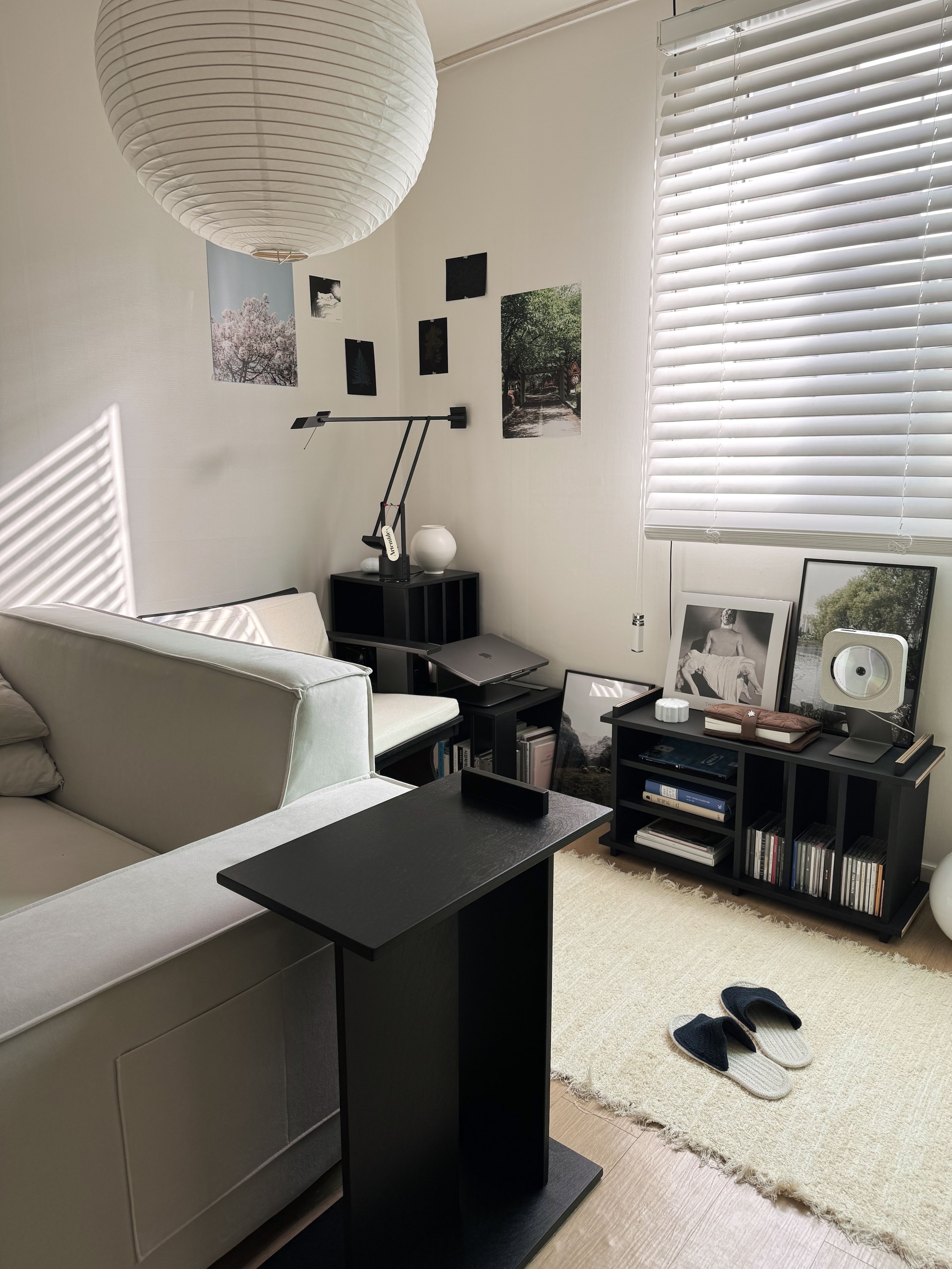 Vinyl Record Stand & Shelf user photo