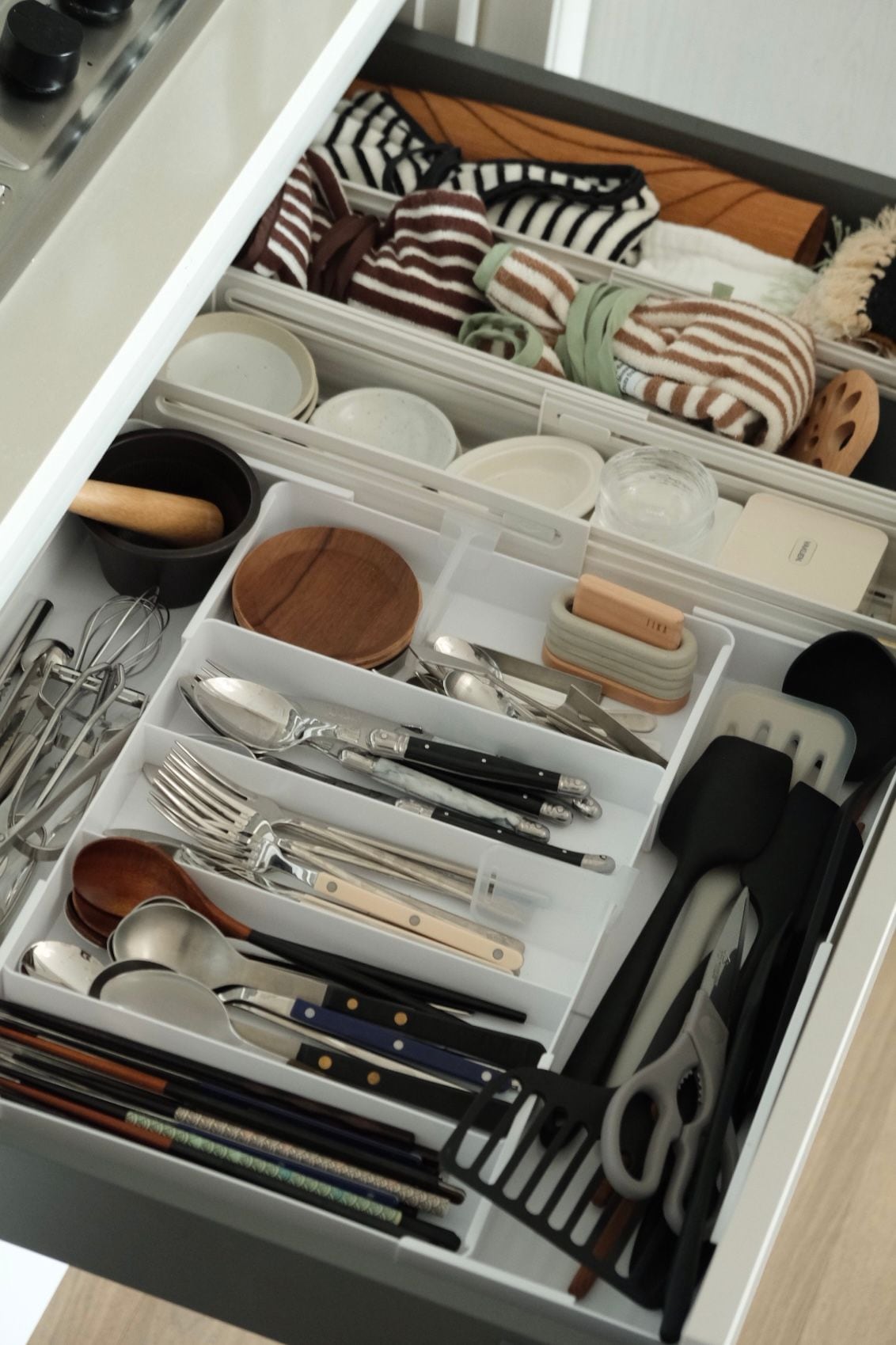 Wood Lotus Root Spoon Rest & Coaster Set (2-Piece) user photo