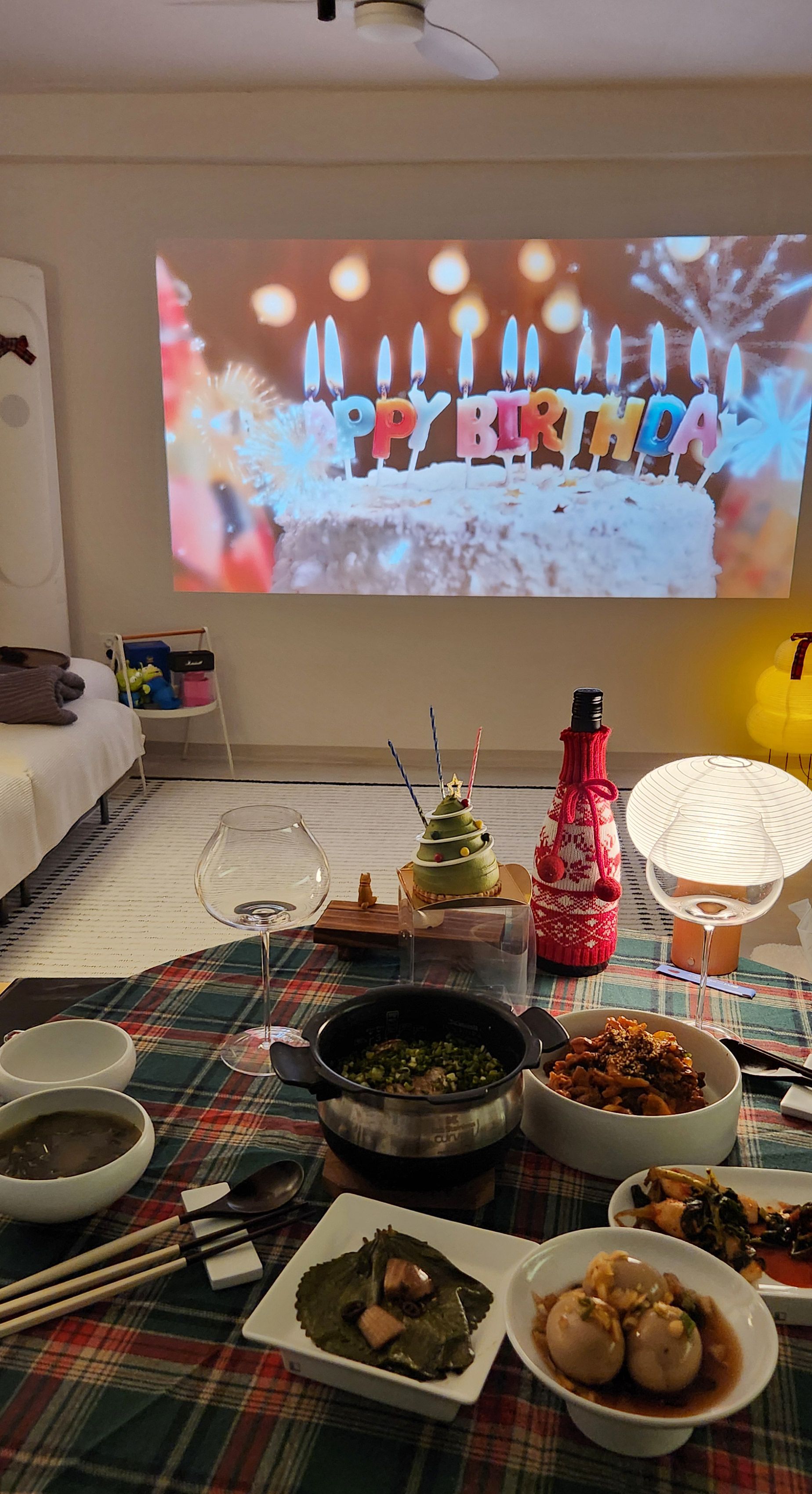 Dual-Tone Chopsticks & Spoon Set user photo