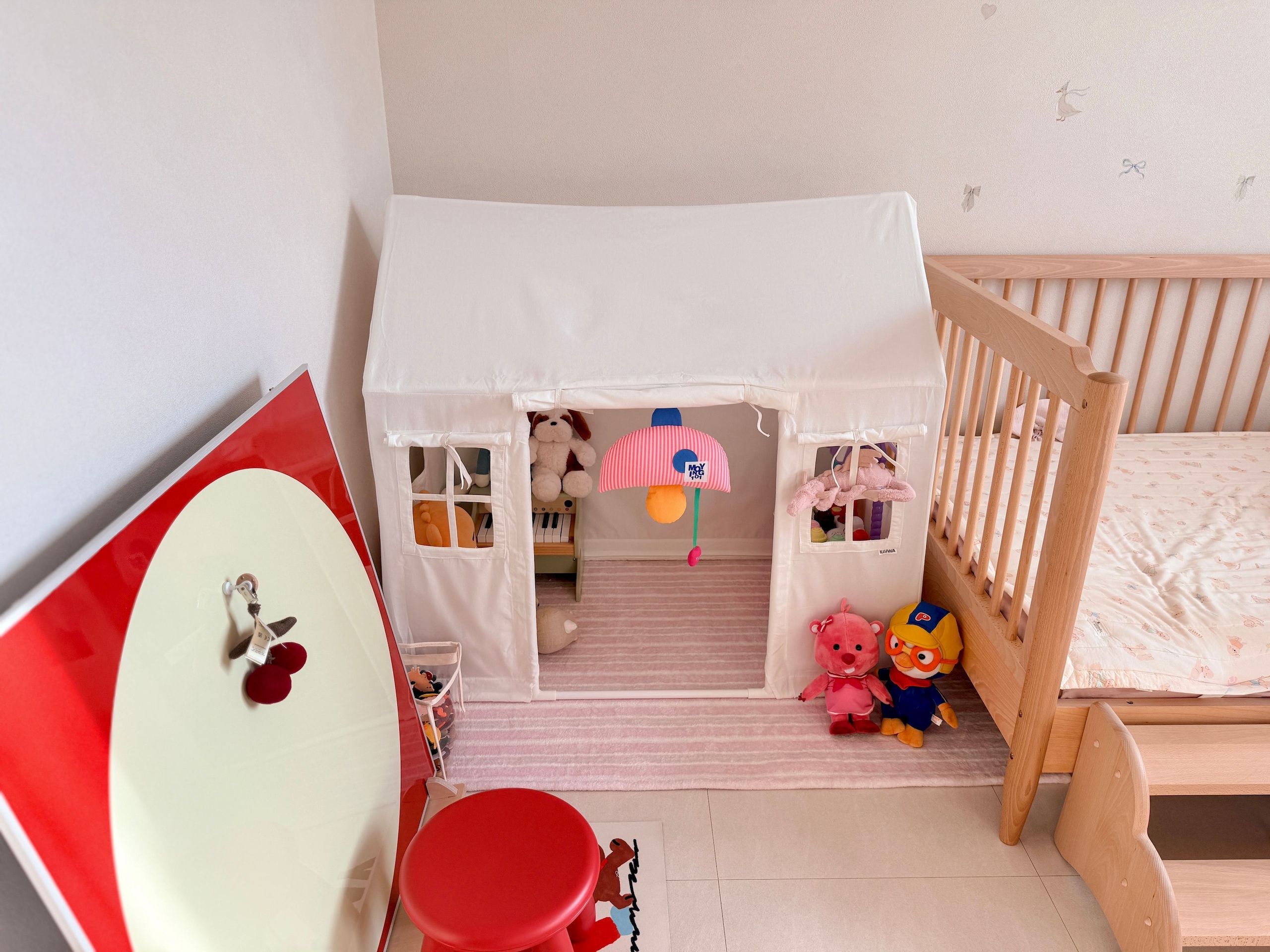 Modern Pink Stripe Microfiber Rug user photo