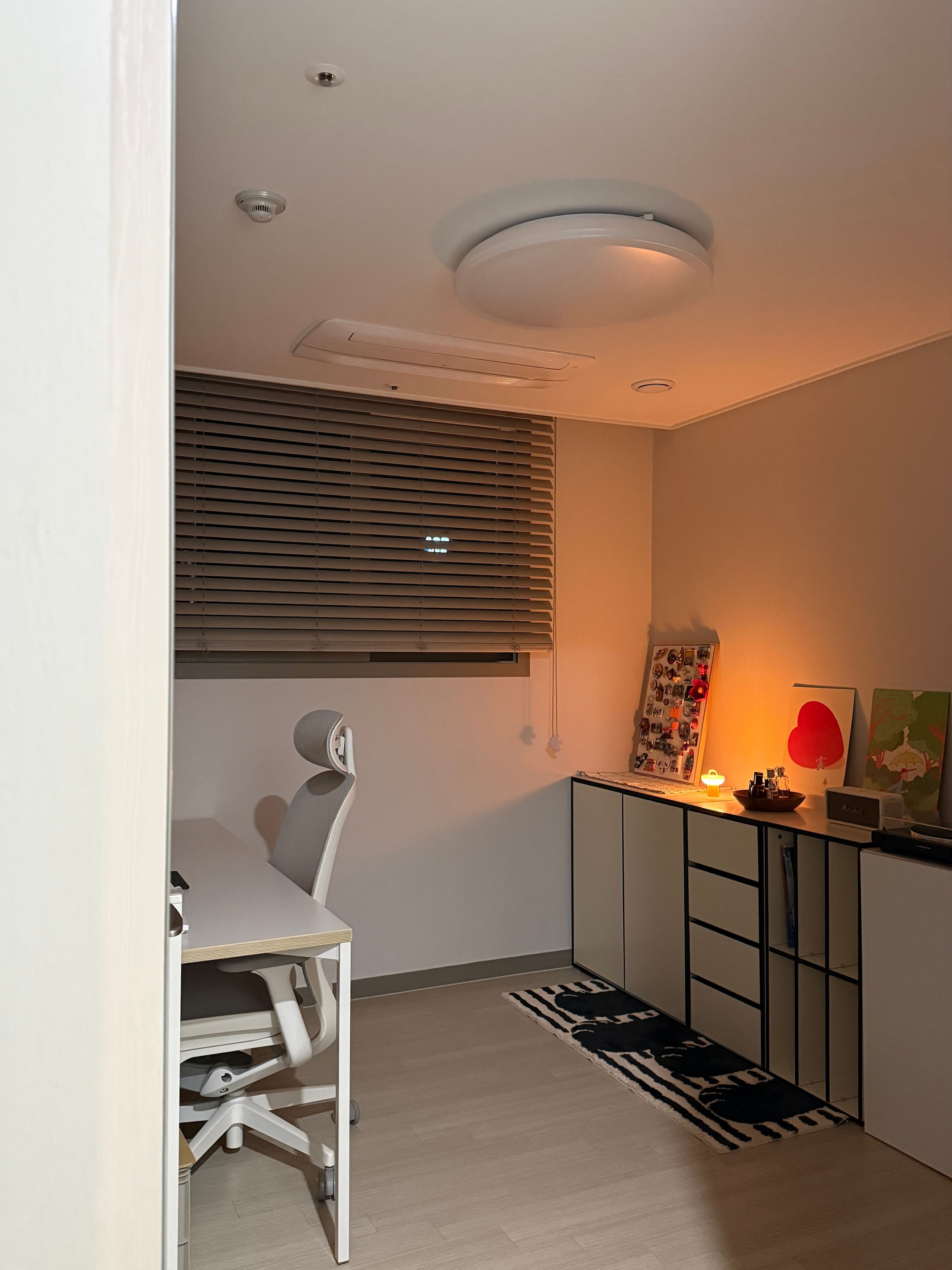 Wood-Framed Linen Magnetic Board user photo