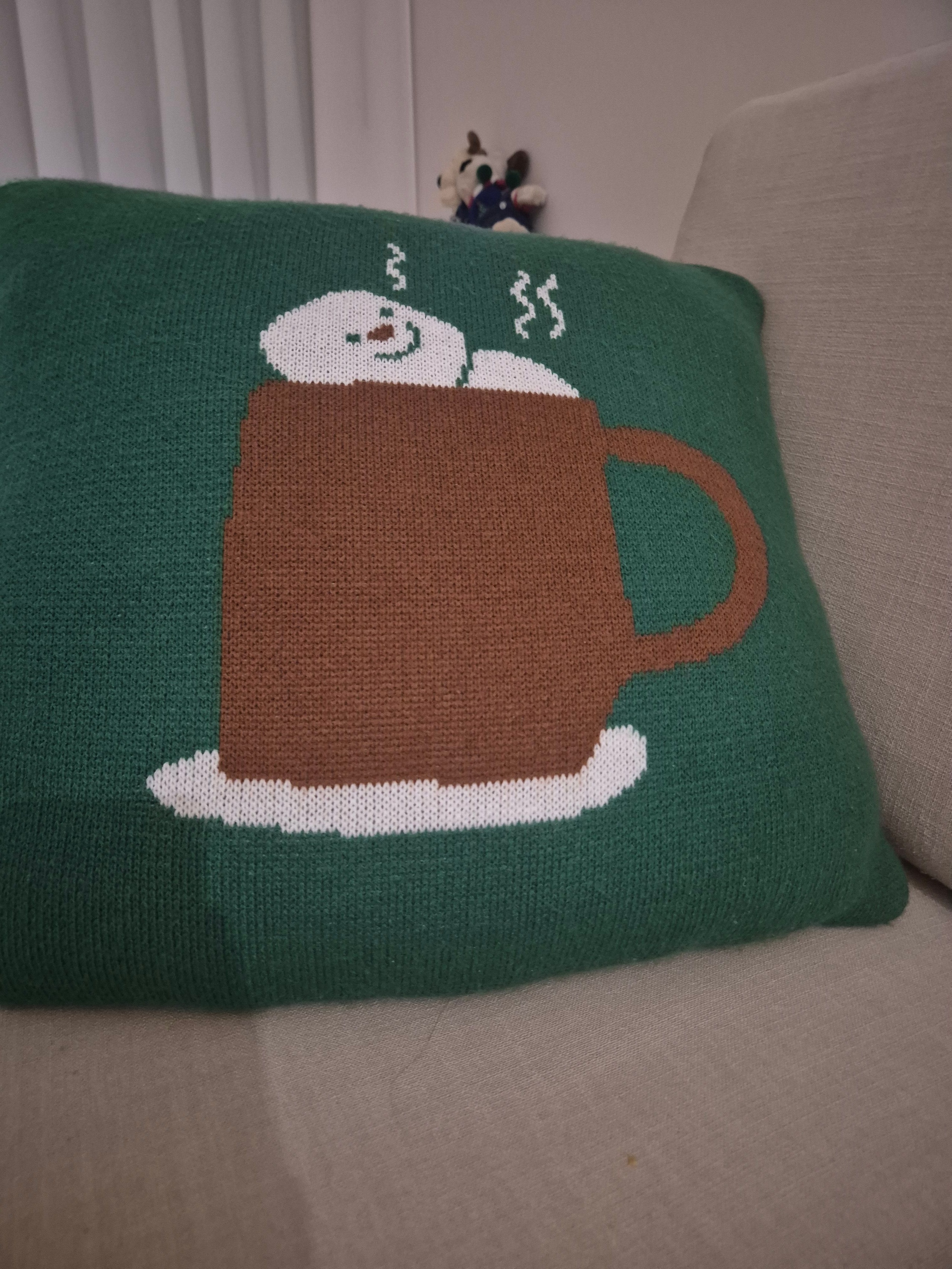 Christmas Knit Cushion with Insert (2 Styles) user photo