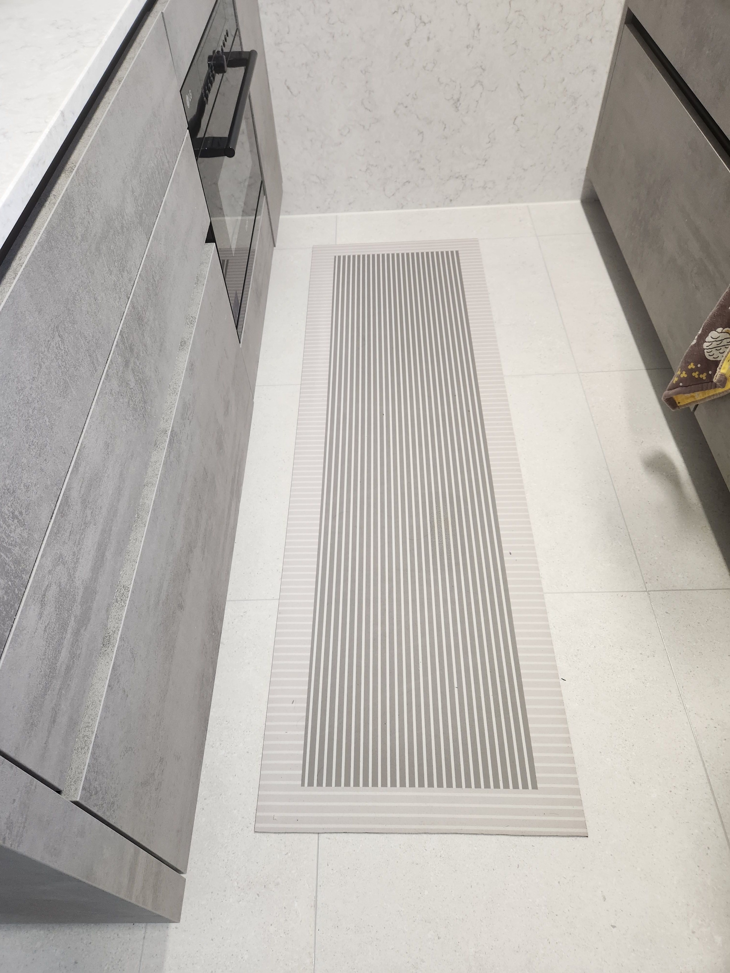 Geometric Washable Diatomite Kitchen Mat user photo