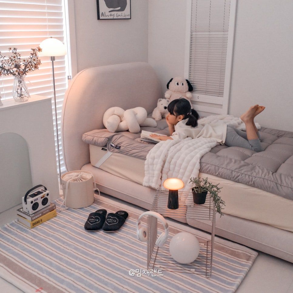 Open Wire Cube Table user photo