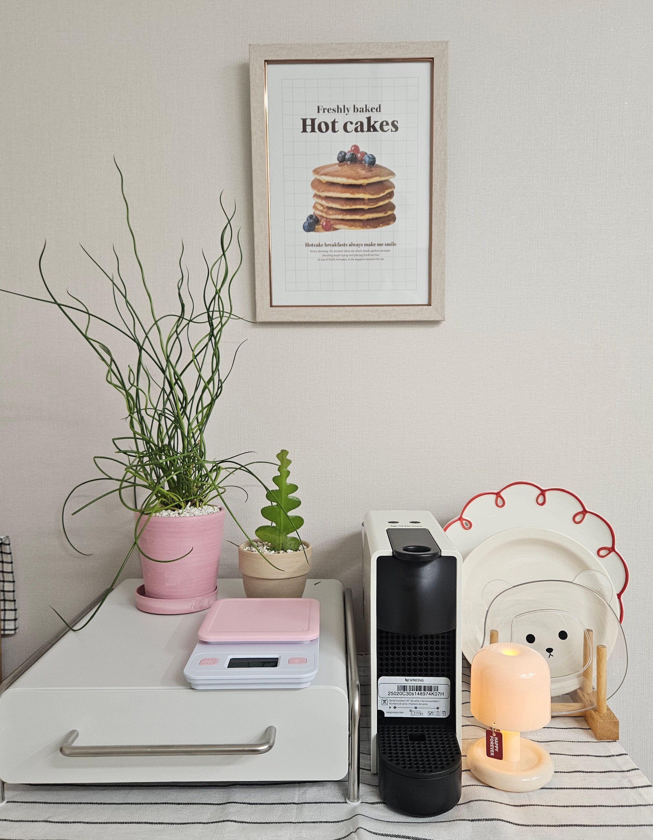 Hand-Drawn Retro Flower Plate user photo