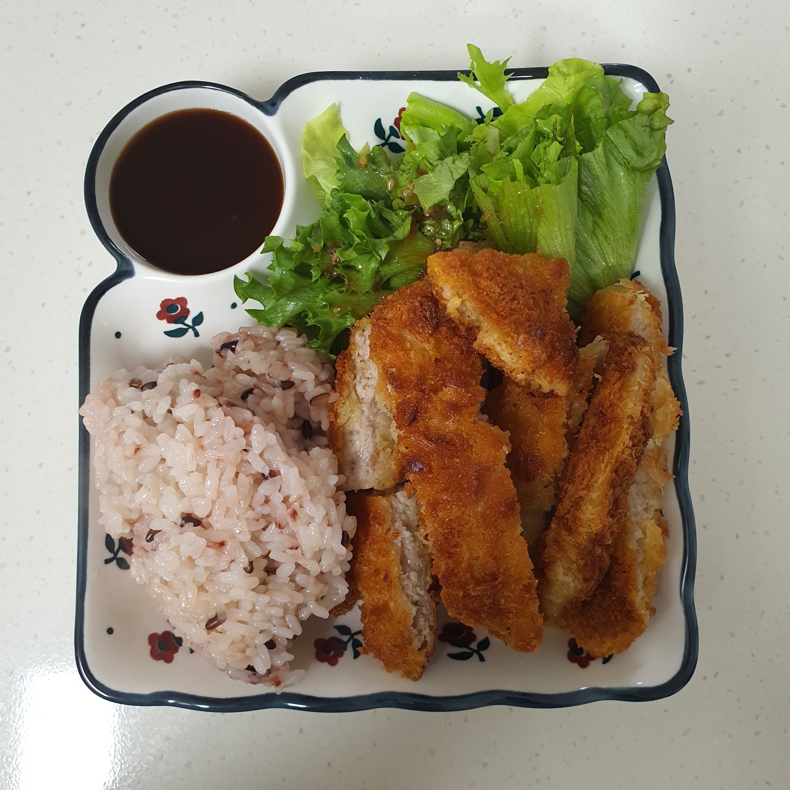 Floral Square Serving Plate Set with Sauce Dish (2-Piece) user photo