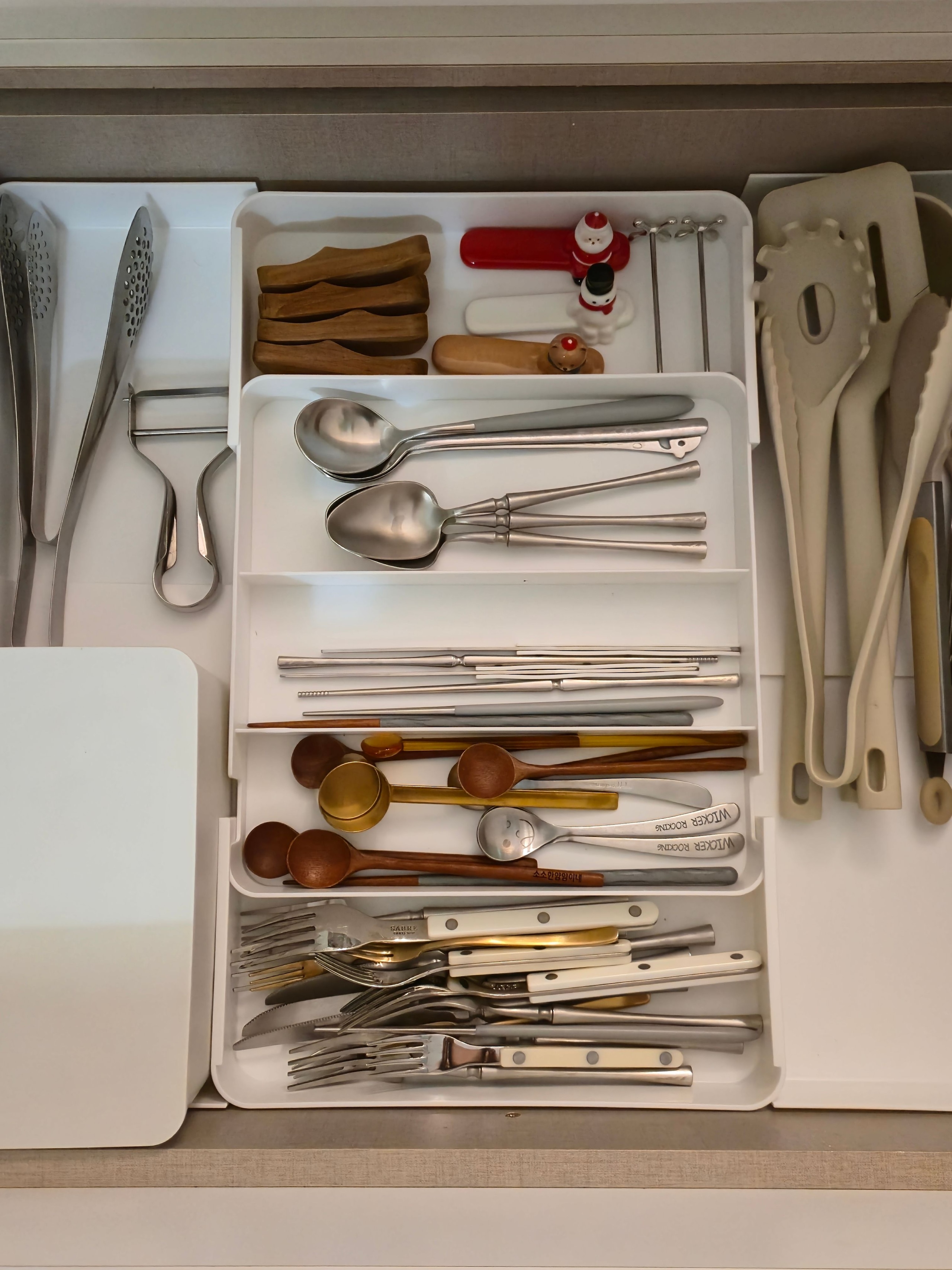 Chateau Full Flatware Set for 2 (8-Piece) user photo